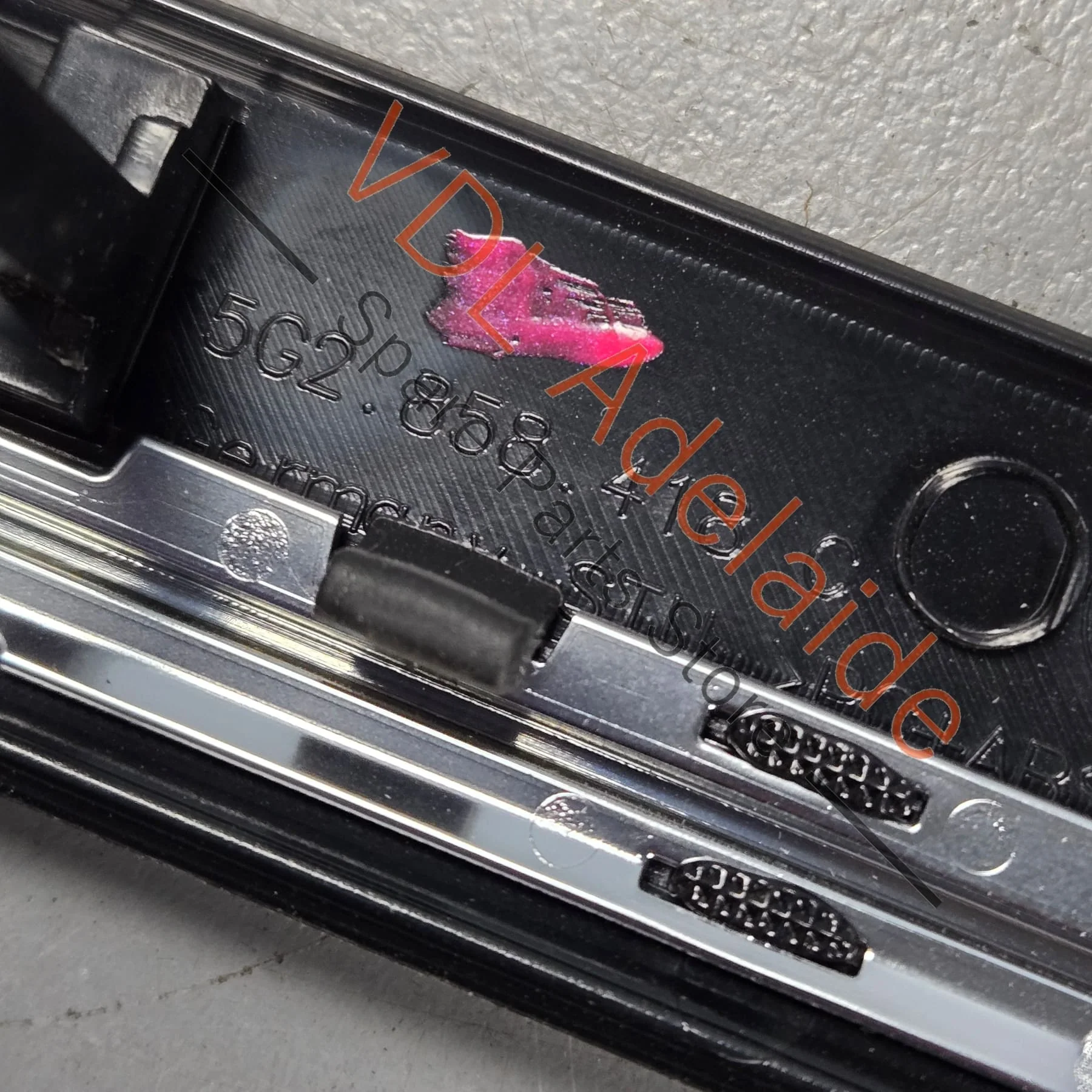 VW Golf Gti MK7 Dashboard Inlay Trim RHD 5G2858418C CKK - Image 4