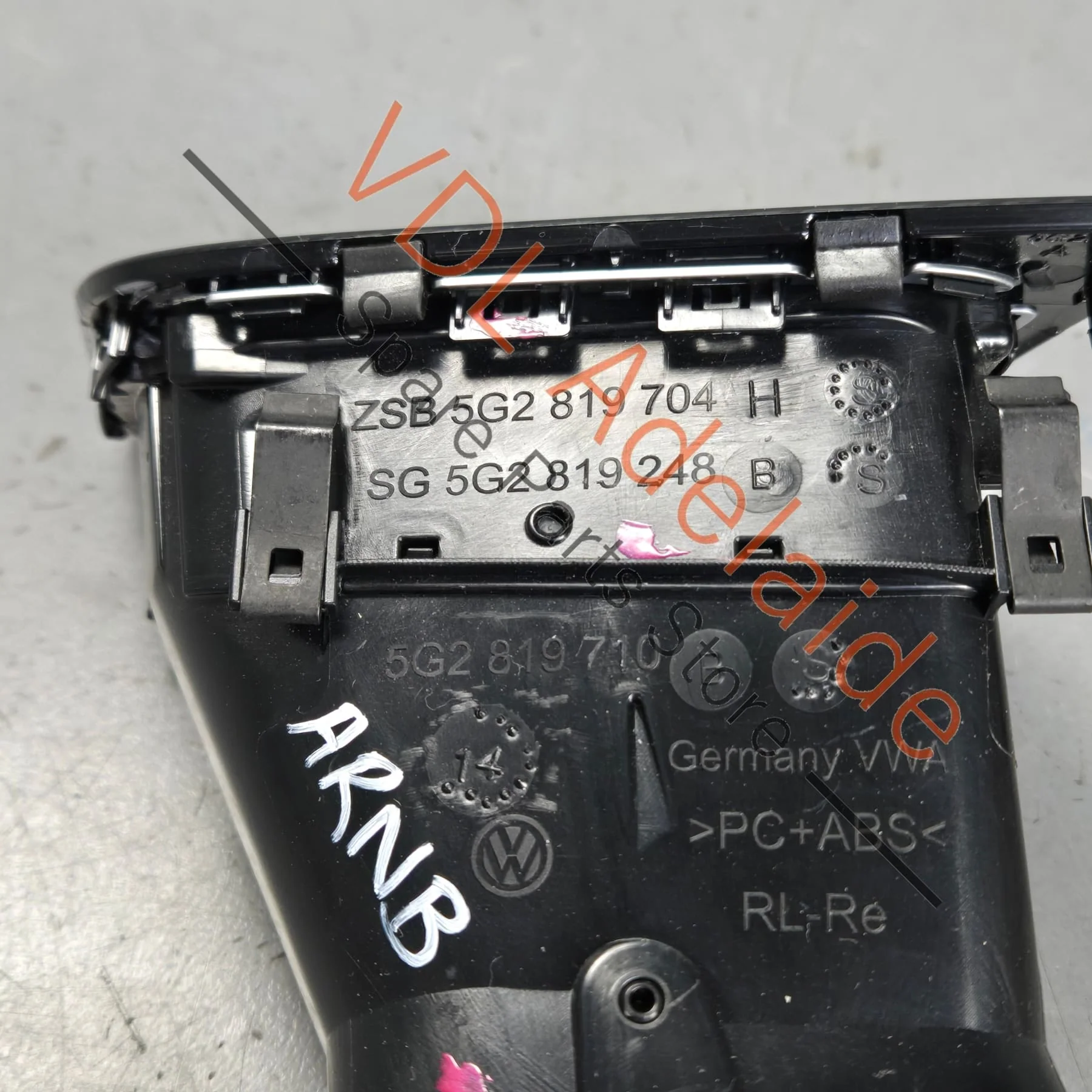 VW Golf Gti MK7 Right Side Driver Dash Air Vent AC 5G2819704H DAR - Image 4
