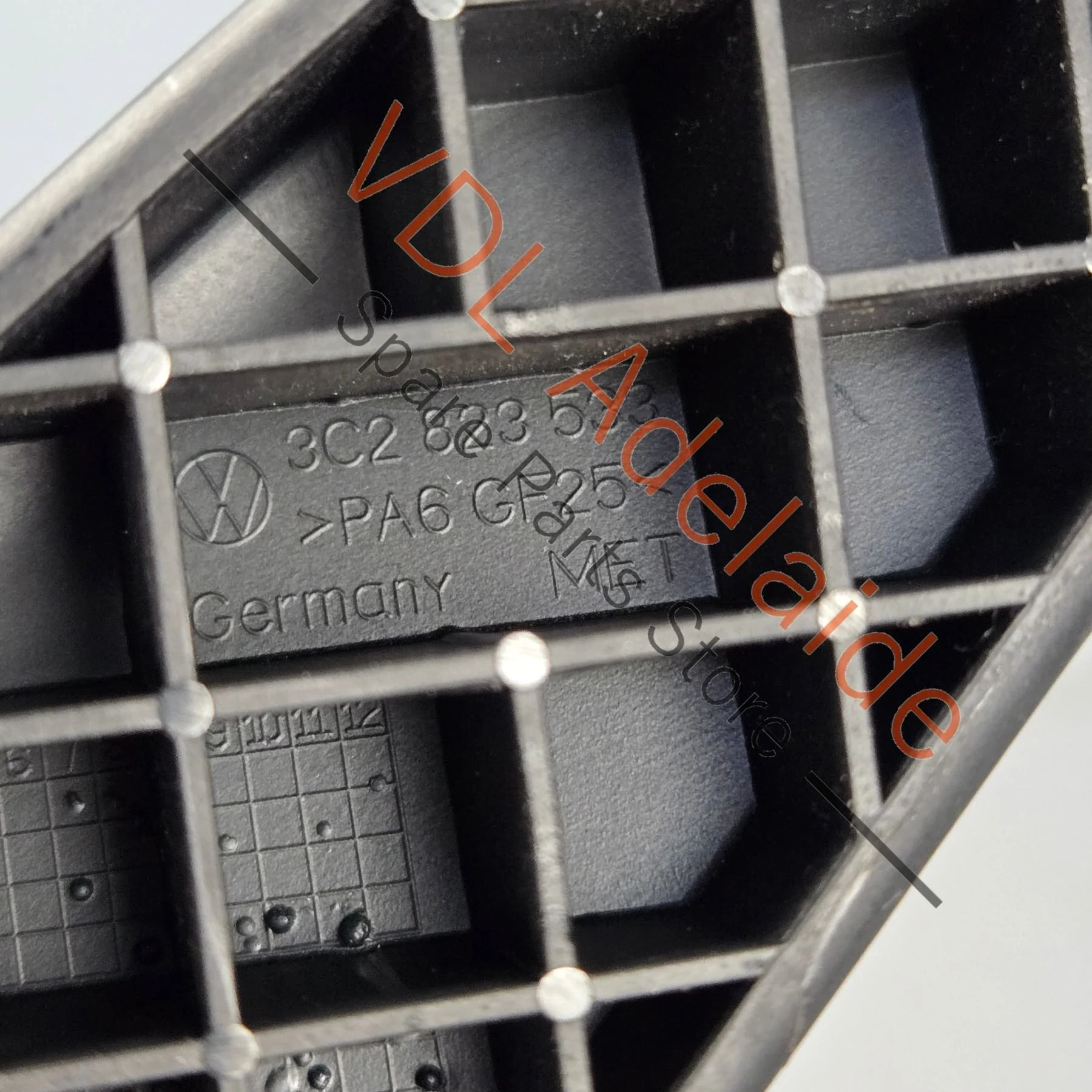 VW Golf MK7 Bonnet Release Handle Pull Grip 3C2823533 518823633 - Image 4