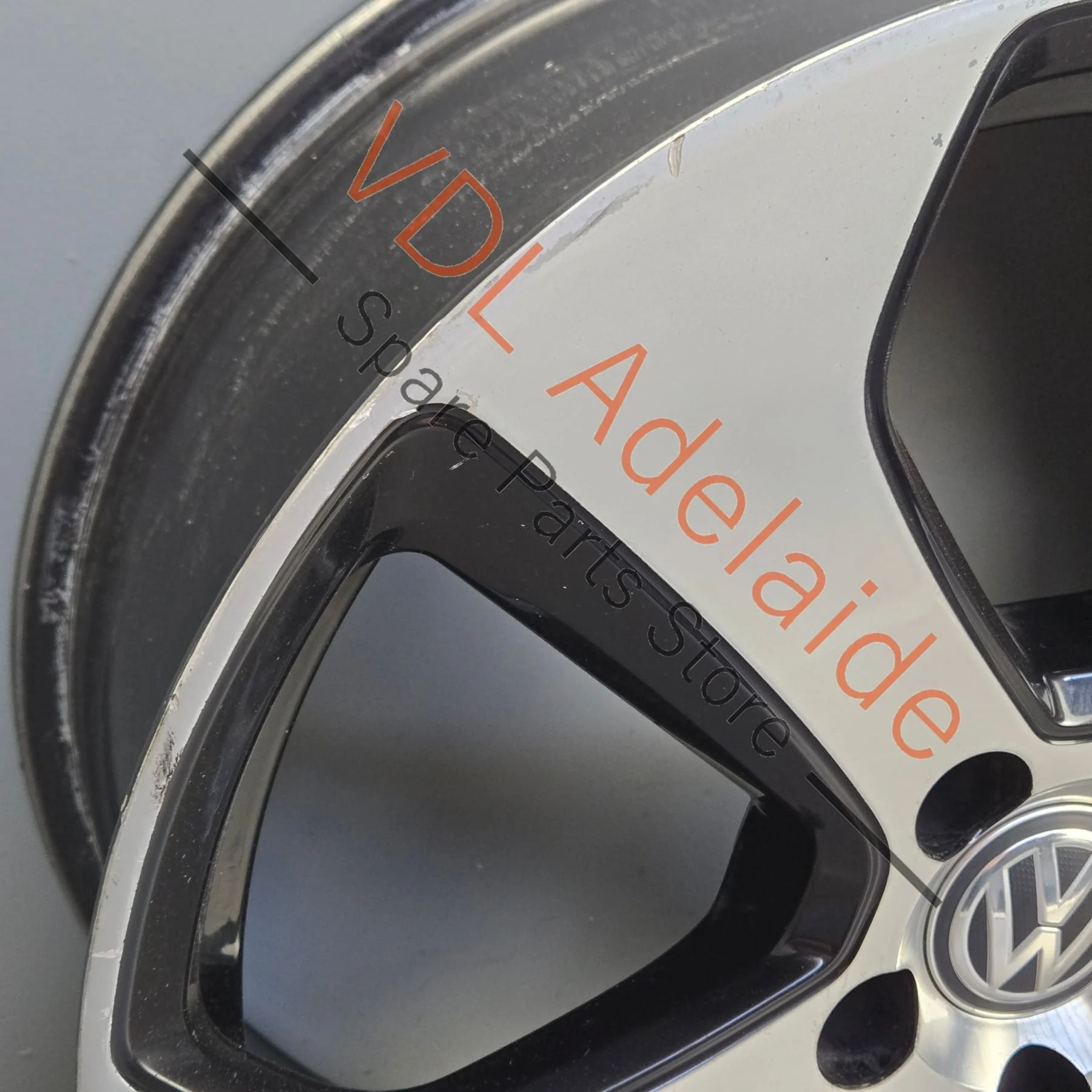 1x VW Golf GTi Mk7 18in x7.5in Alloy Wheel AUSTIN 5G0601025AS #02 - Image 10