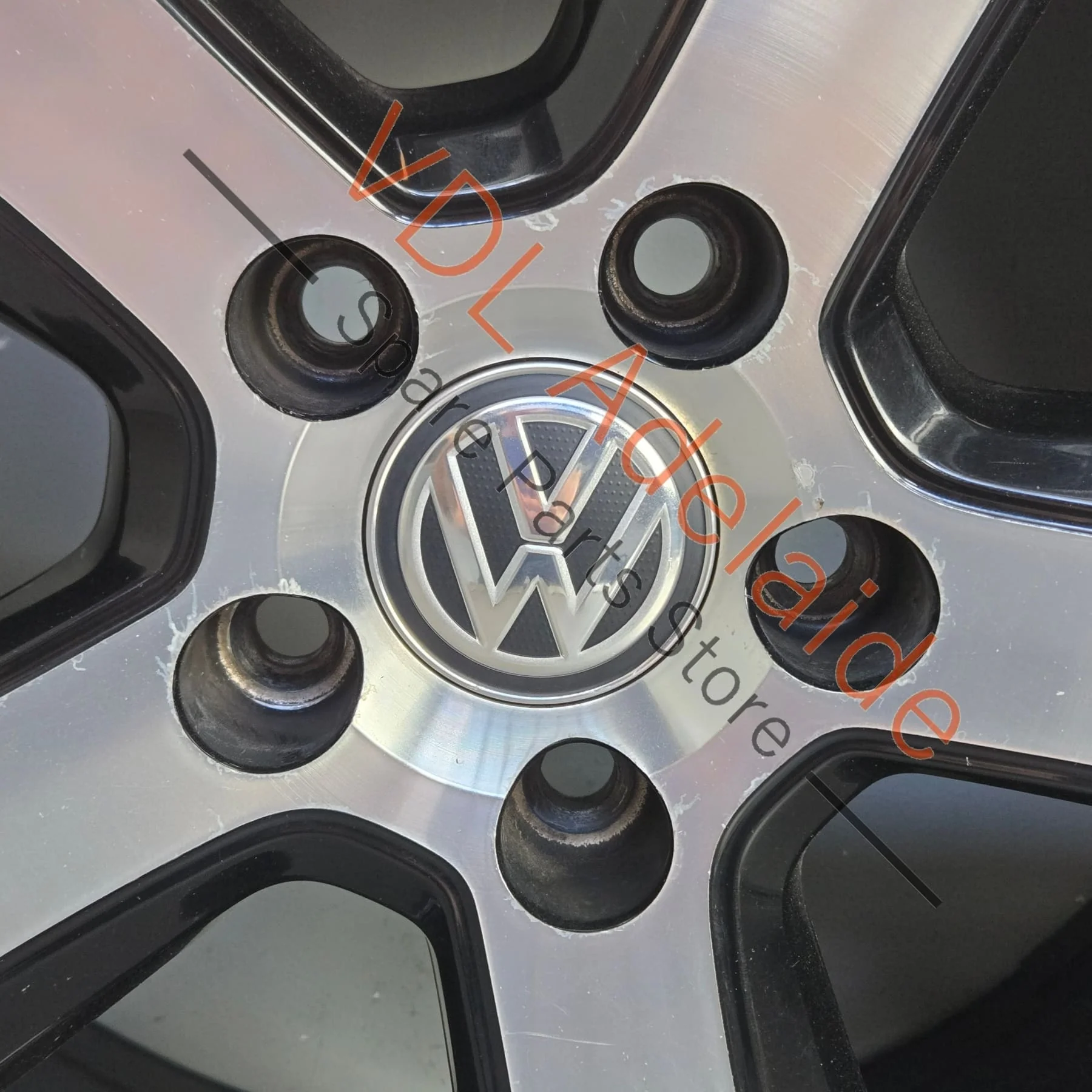 1x VW Golf GTi Mk7 18in x7.5in Alloy Wheel AUSTIN 5G0601025AS #02 - Image 4