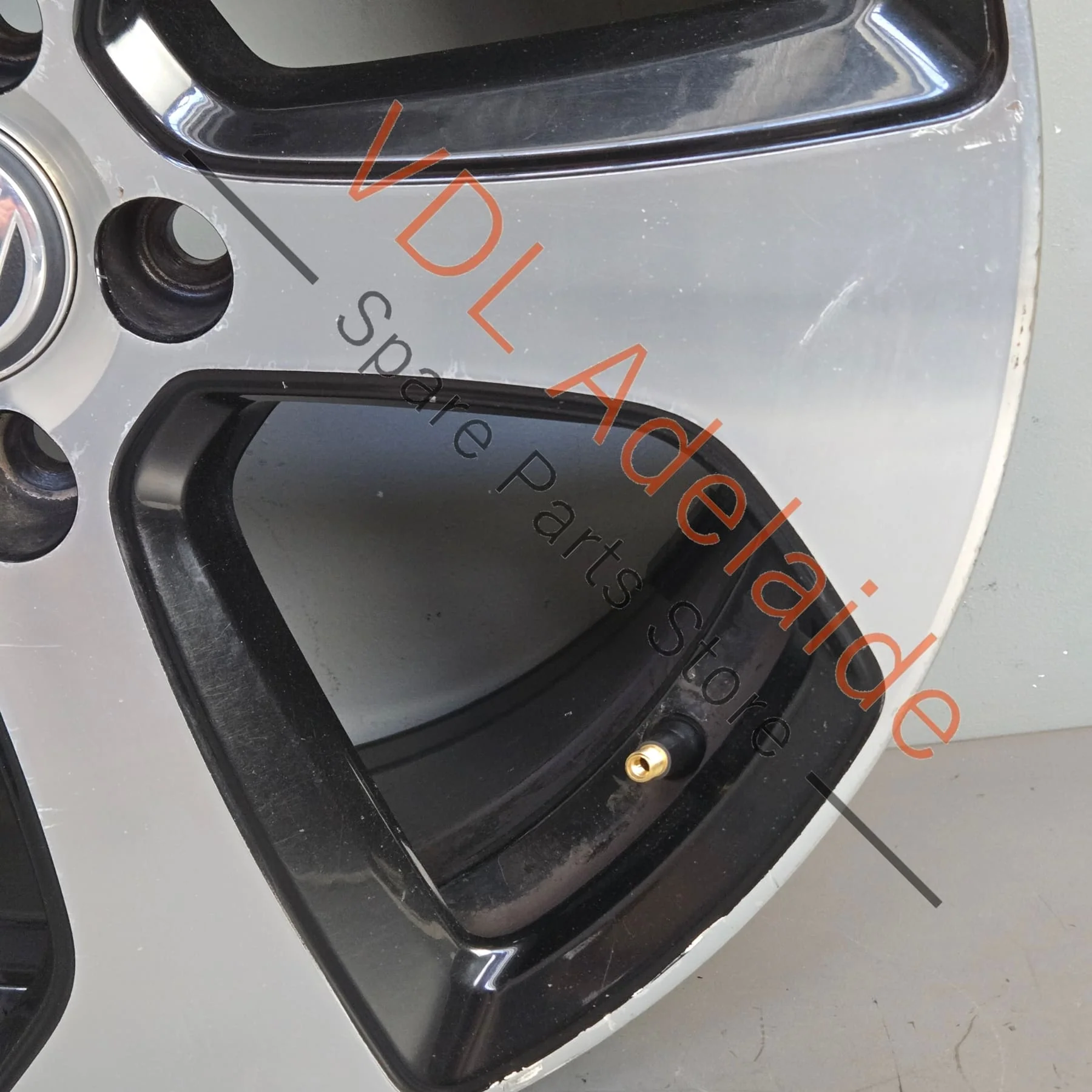 1x VW Golf GTi Mk7 18in x7.5in Alloy Wheel AUSTIN 5G0601025AS #02 - Image 8