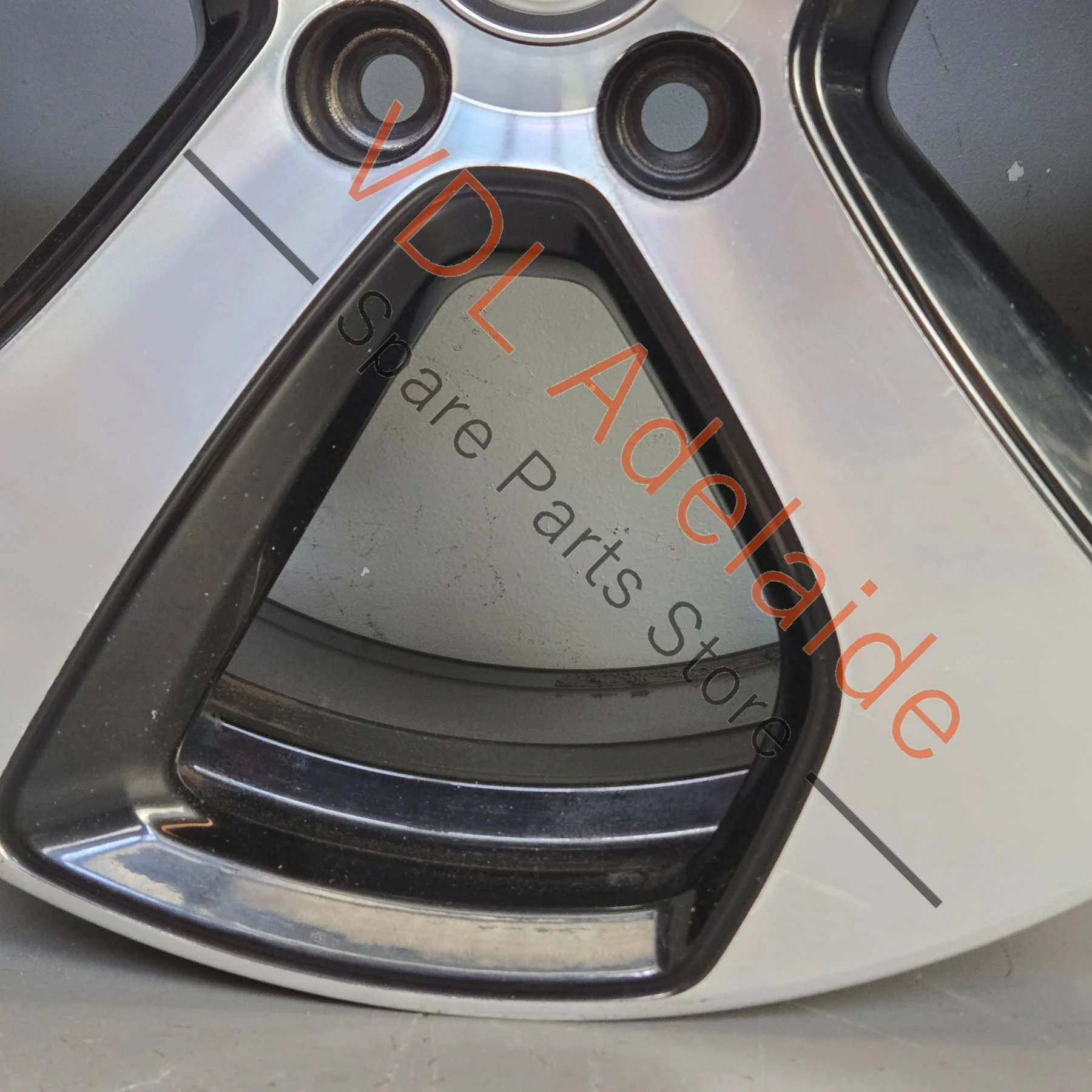 1x VW Golf GTi Mk7 18in x7.5in Alloy Wheel AUSTIN 5G0601025AS #03 - Image 13