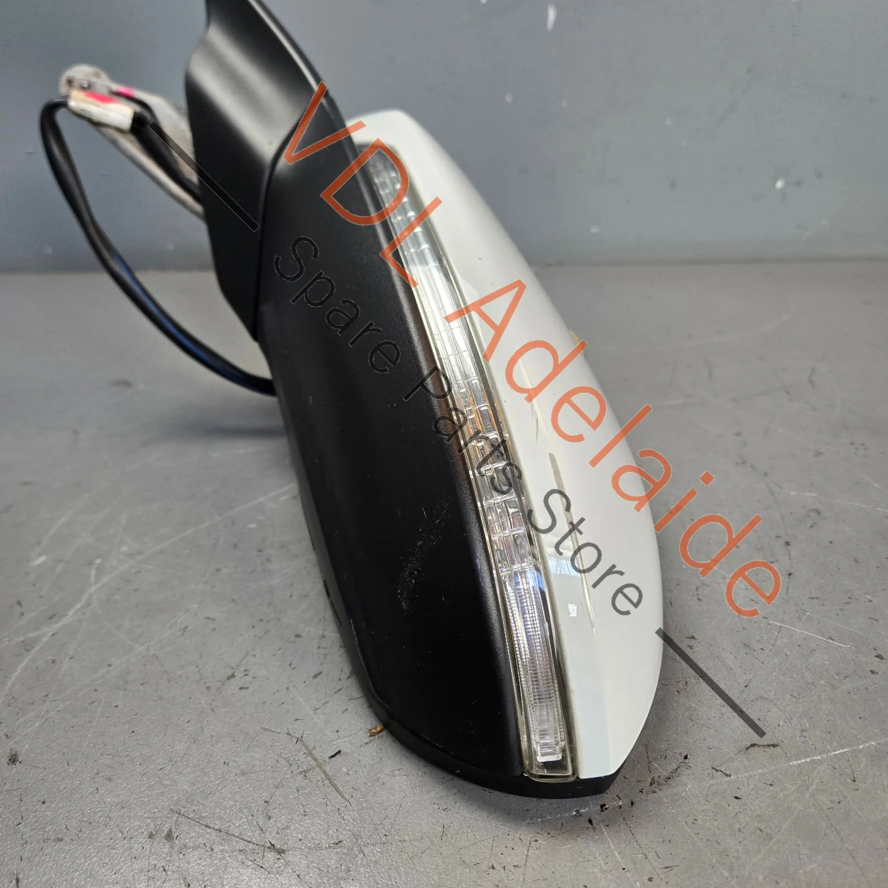 VW Golf MK7 Left Side Wing Mirror Base Housing Cap Pure White 0Q0Q C9A - Image 3