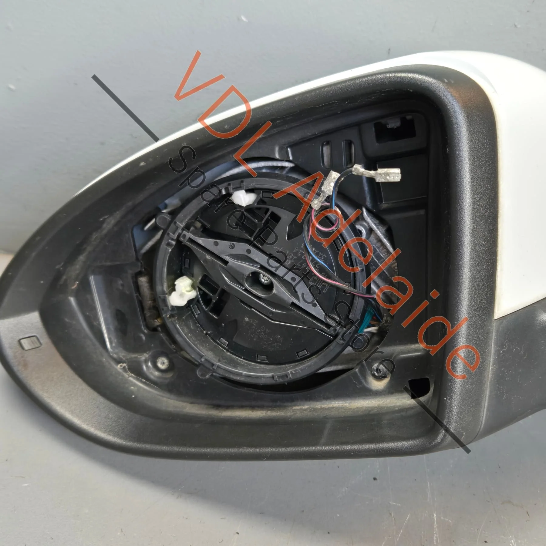 VW Golf MK7 Left Side Wing Mirror Base Housing Cap Pure White 0Q0Q C9A - Image 5