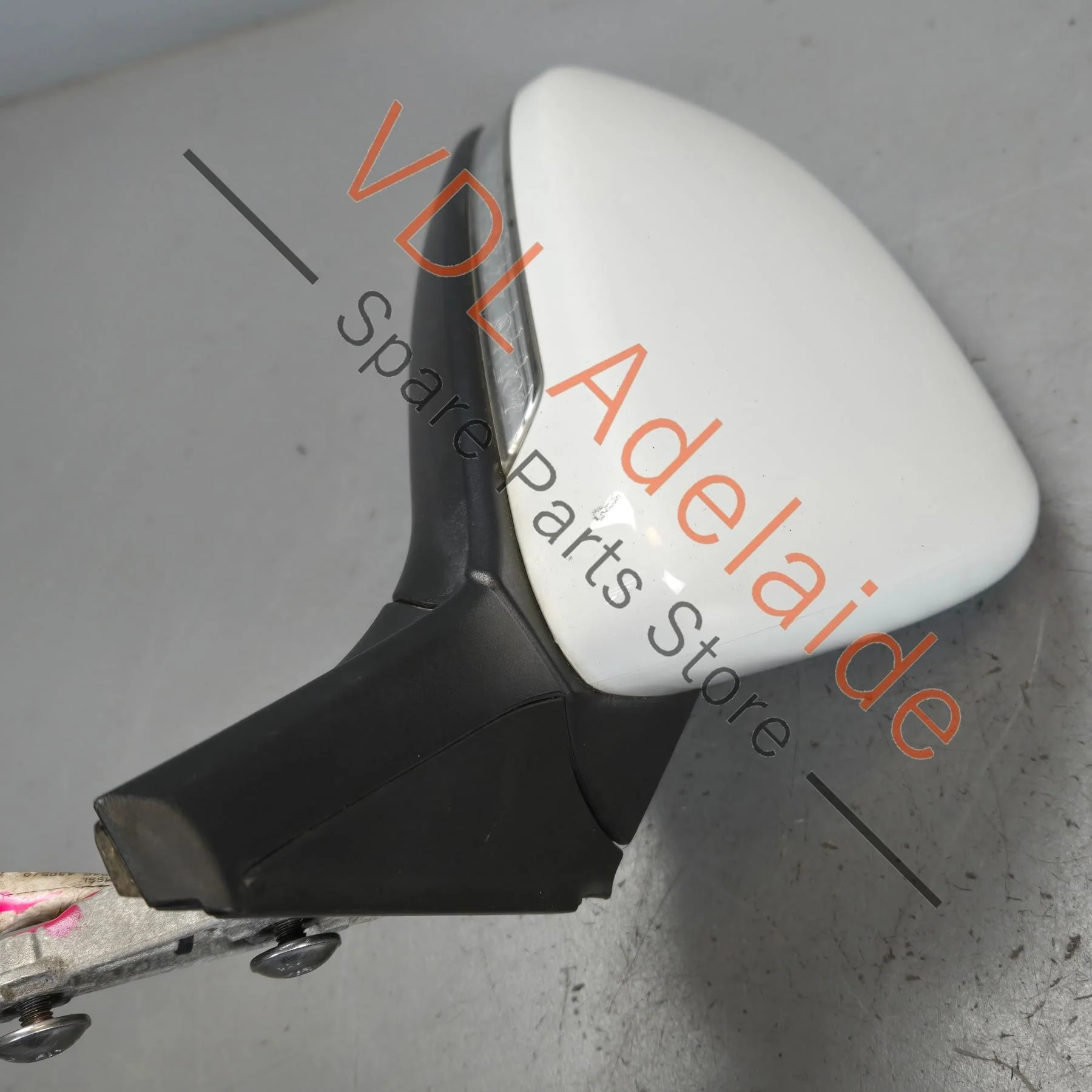 VW Golf MK7 Right Side Wing Mirror Base Housing Cap Pure White 0Q0Q C9A - Image 3