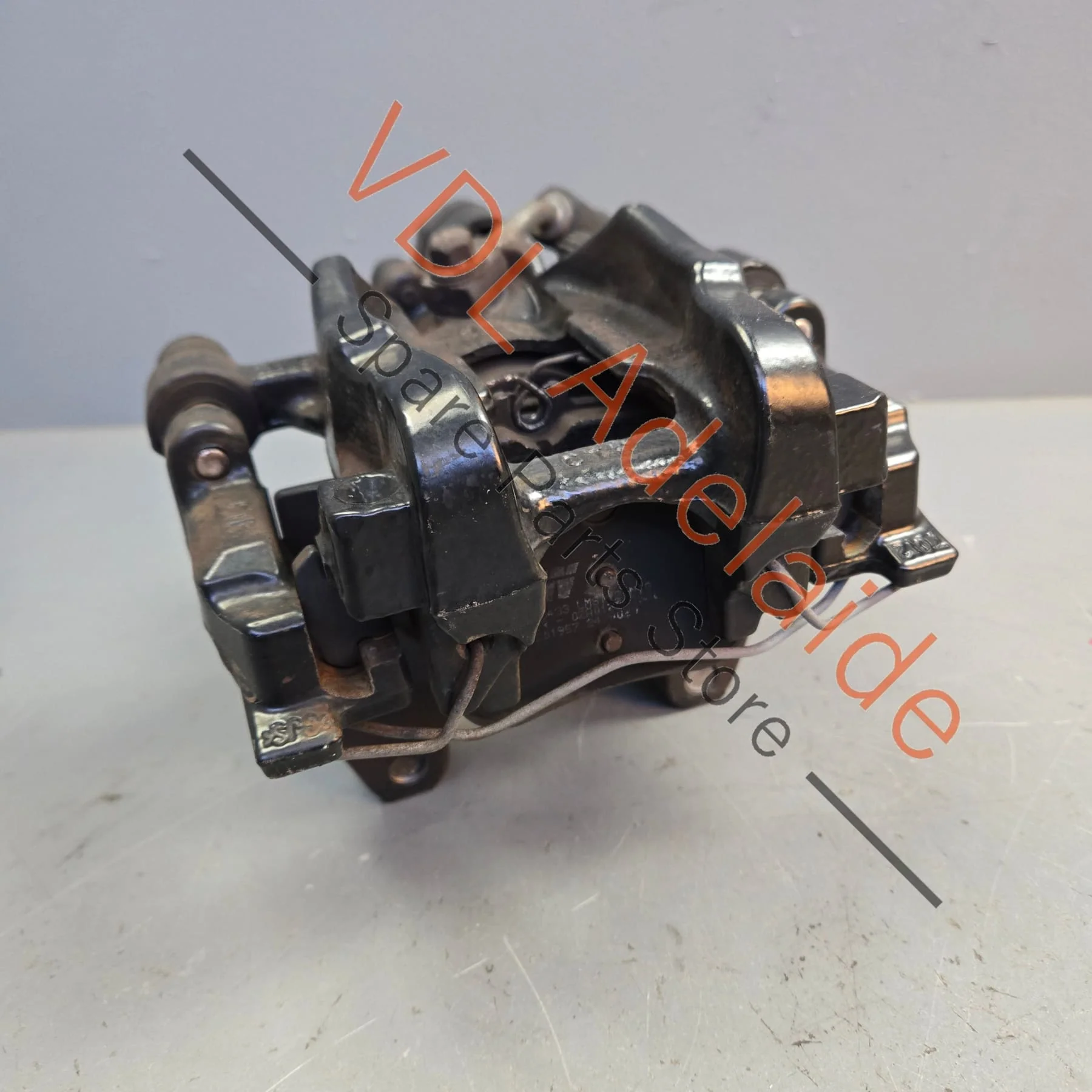 VW Golf MK7 Gti R Audi S3 Rear Left Brake Caliper & Carrier with Electric Park Brake Servo 8V0615423A 3Q0998281 5Q0615425 5Q0615405