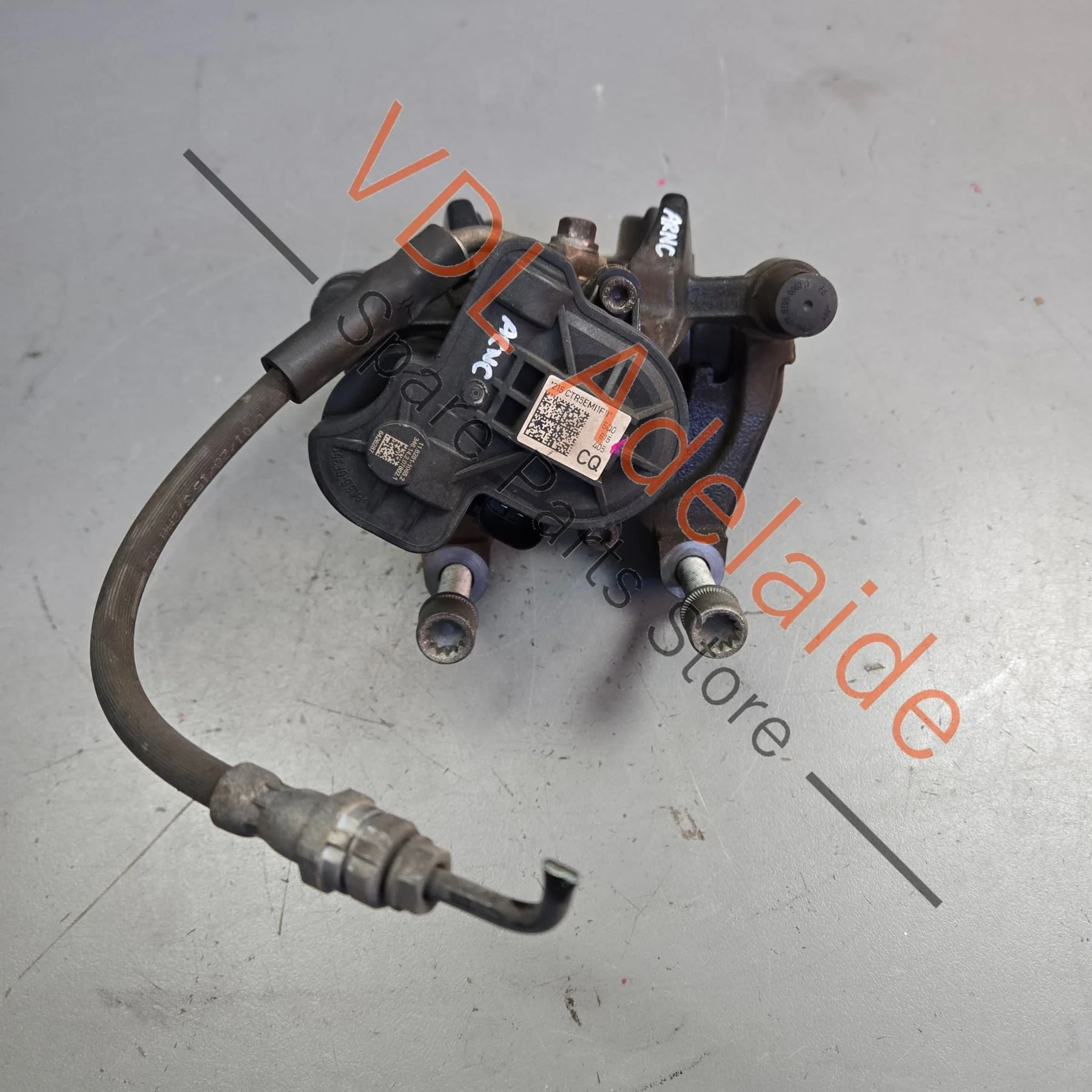 VW Golf MK7 Gti R Audi S3 Rear Left Brake Caliper & Carrier with Electric Park Brake Servo 8V0615423A 3Q0998281 5Q0615425 5Q0615405 - Image 4