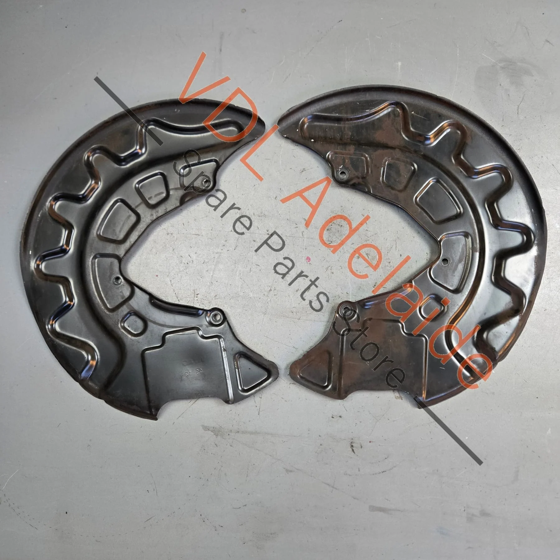 VW Golf R 340mm Front Brake Disc Rotor Stone Guards Cover Plates Pair 5Q0615311F 5Q0615312F
