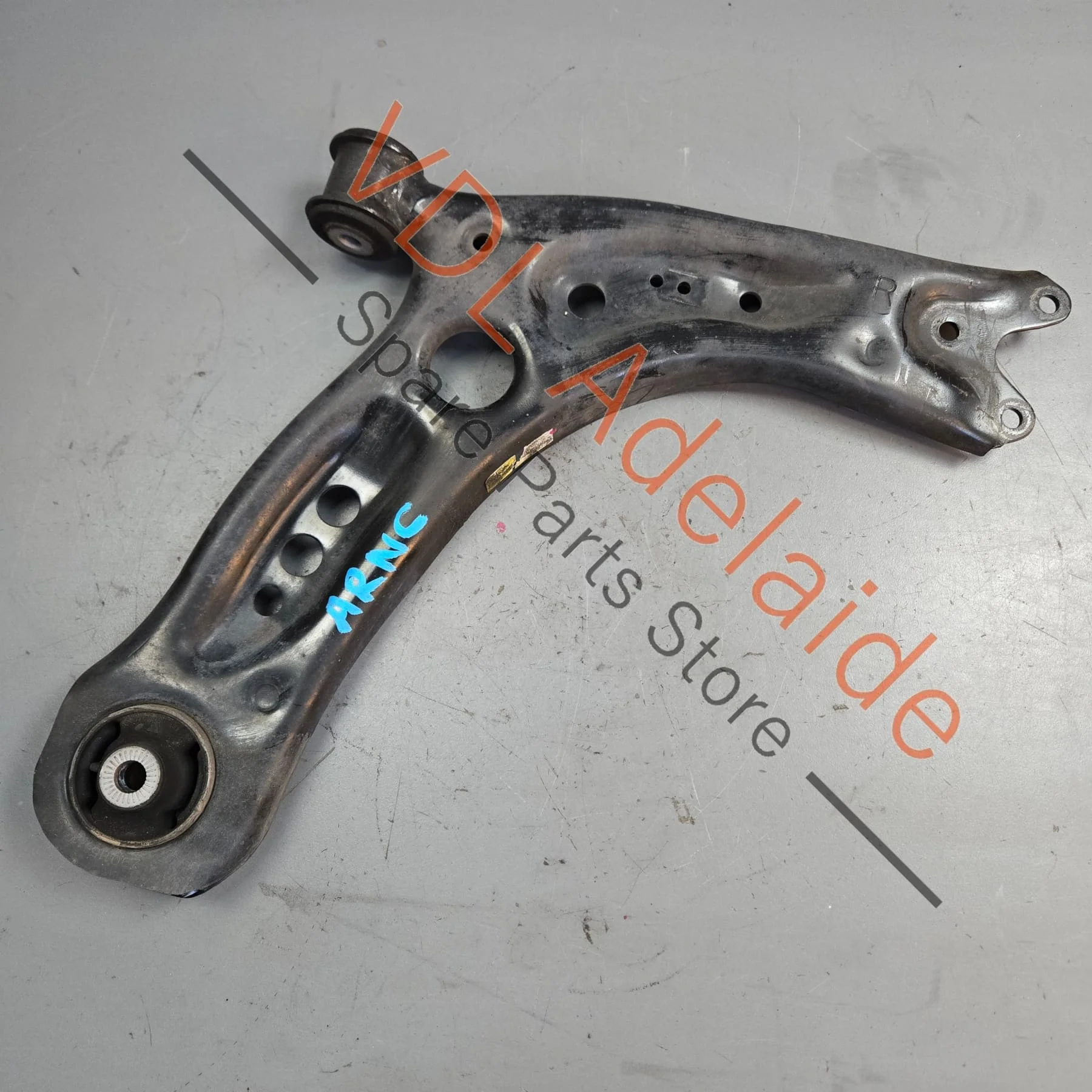 VW Golf MK7 7.5 Front Right Lower Control Arm 5Q0407152R /J / 5WA407152
