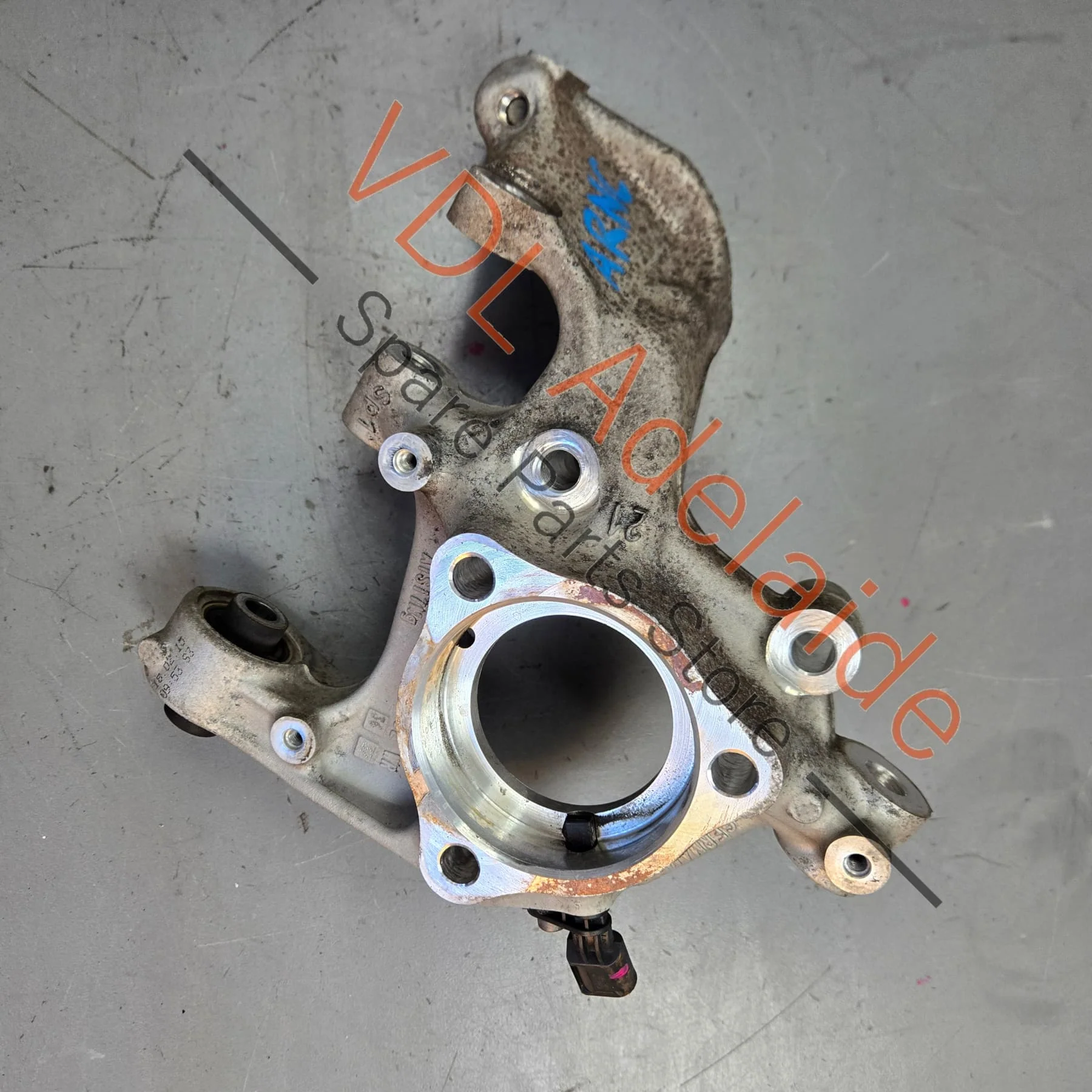 VW Golf MK7 R Left Rear Wheel Bearing Housing Hub Knuckle Spindle 30MM 5Q0505435J