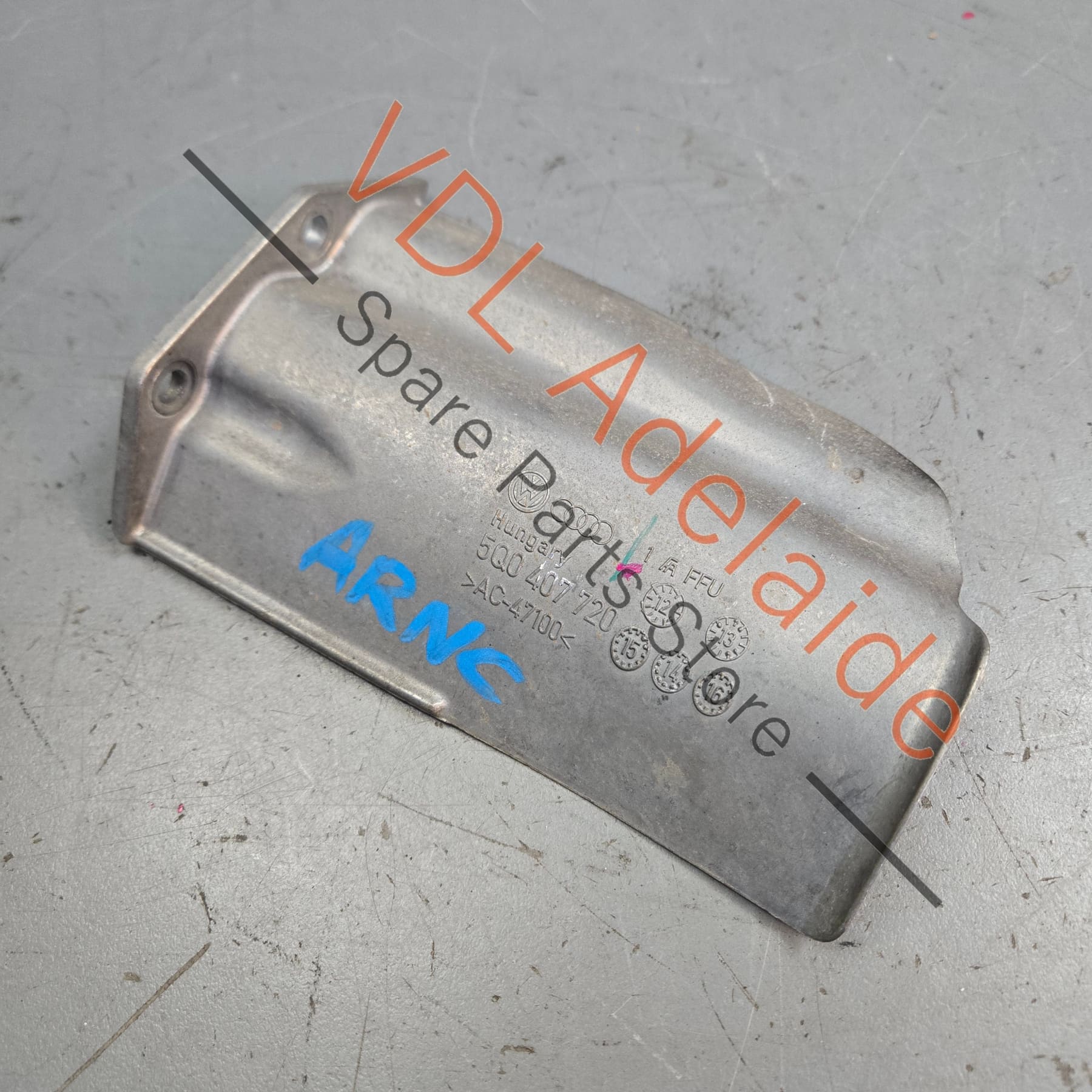 Golf R MK7 7.5 Audi S3 Front Driveshaft Heat Sheld Cover Plate Aluminium 5Q0407720