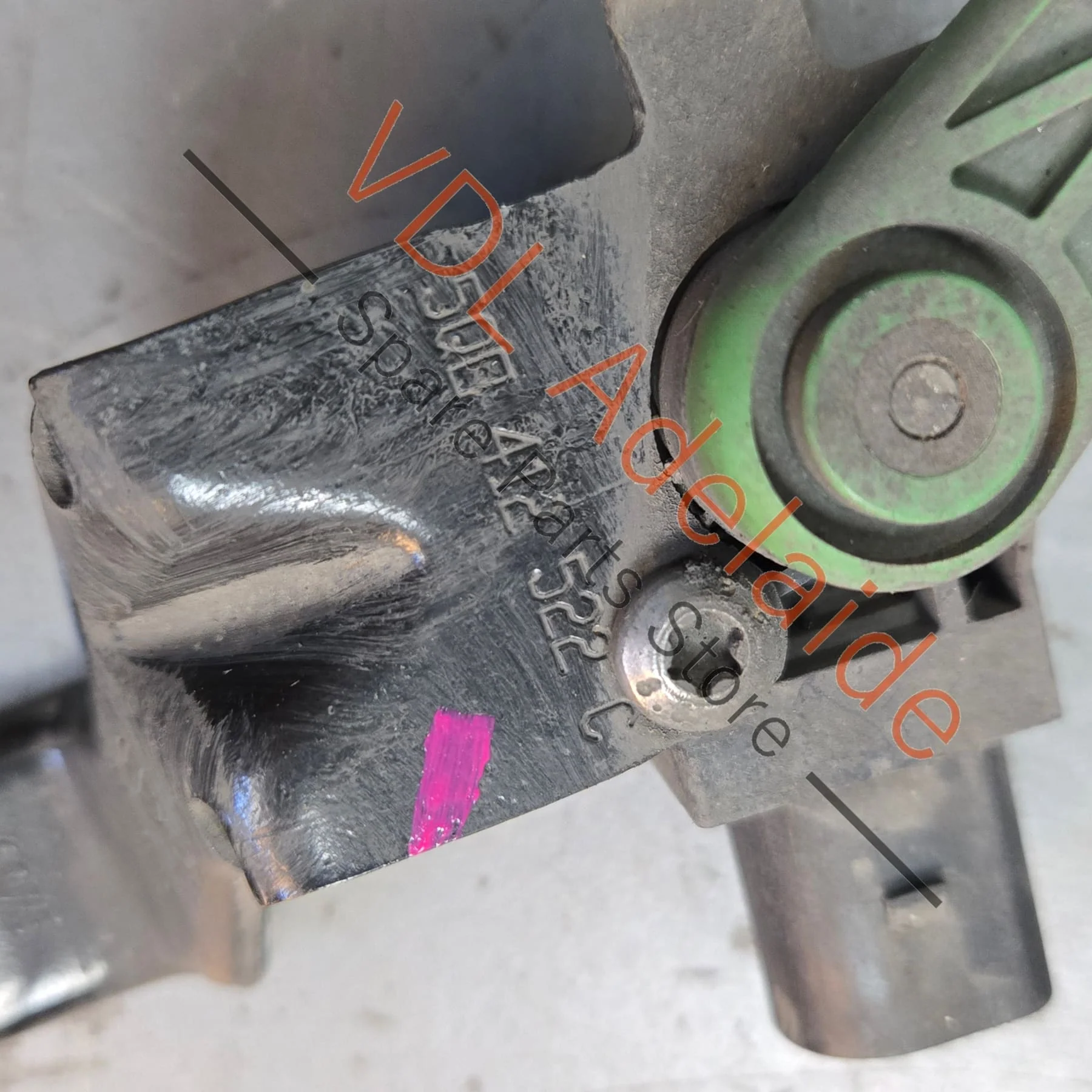 VW Golf MK7 7.5 Front Right Suspension Level Sensor With Poles 5Q0412522C - Image 3