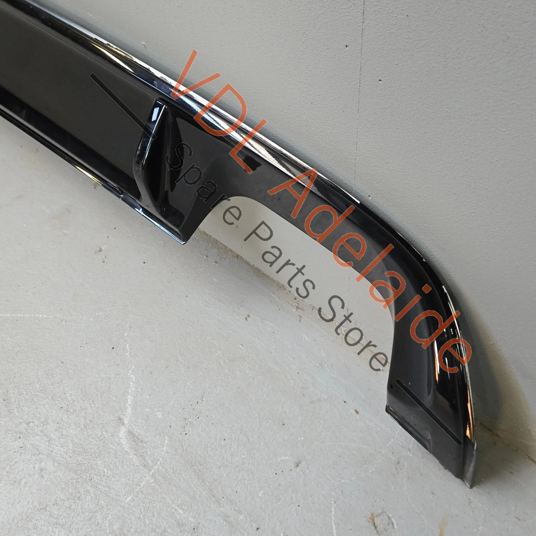 VW Golf R MK7 Rear Bumper Diffuser Genuine OEM 5G6807568N 041 - Image 3