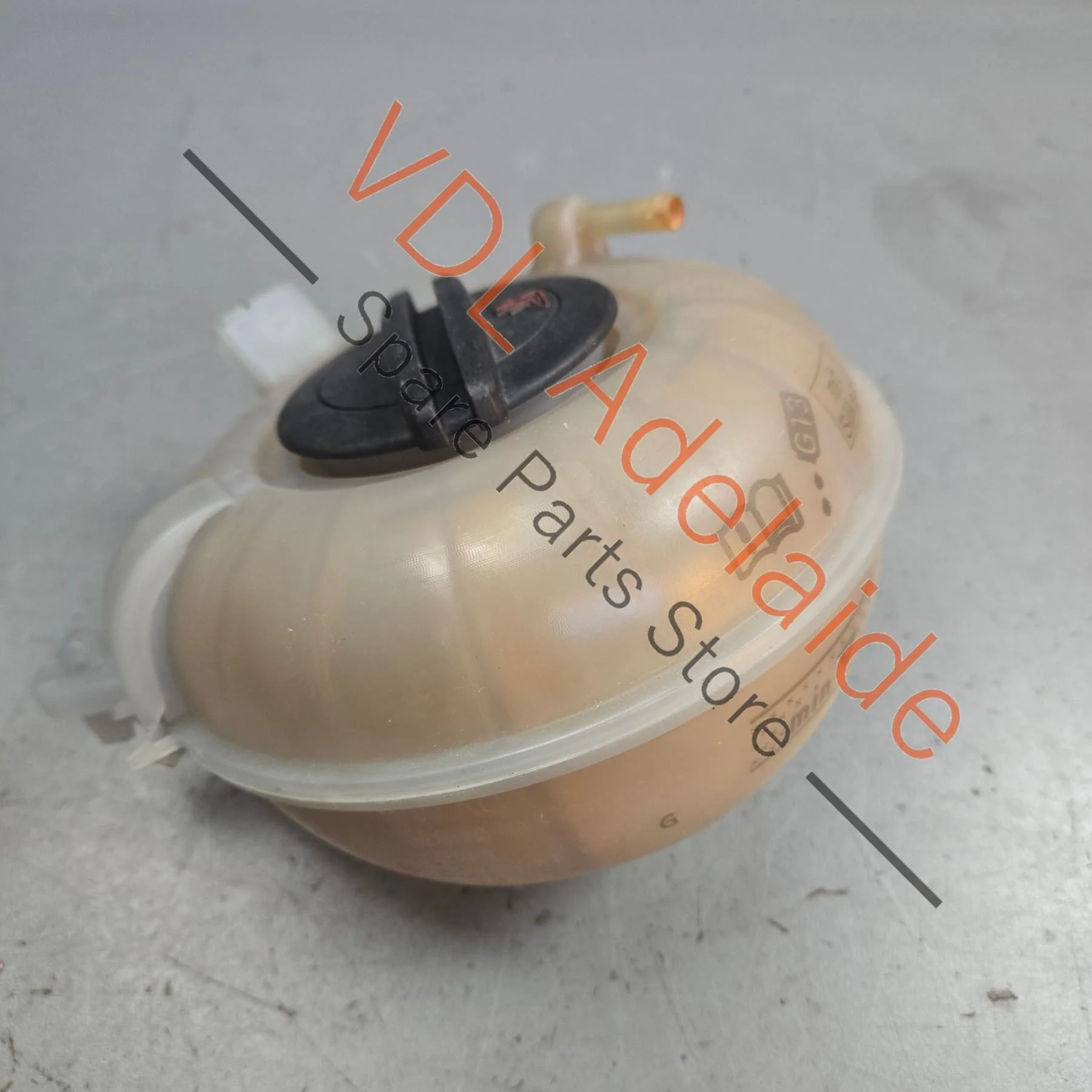 VW Golf MK7 Water Coolant Tank Reservoir with Cap 5Q0121407AA