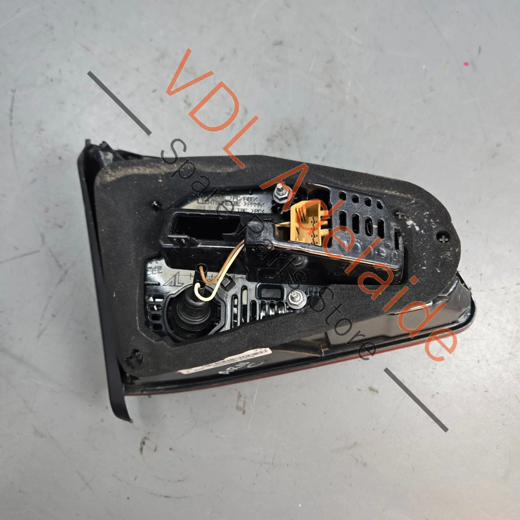 VW Golf R MK7 Right Side Inner LED Tail Brake Light Taillight 5G0945308E - Image 3