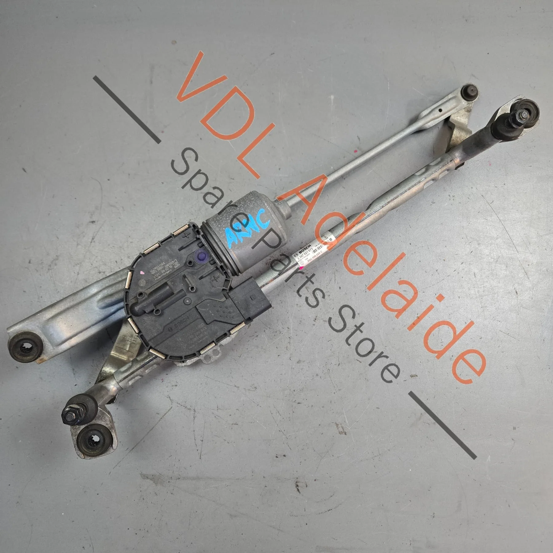 VW Golf MK7 Front Windscreen Windshield Wiper Motor Assembly 5G2955023C
