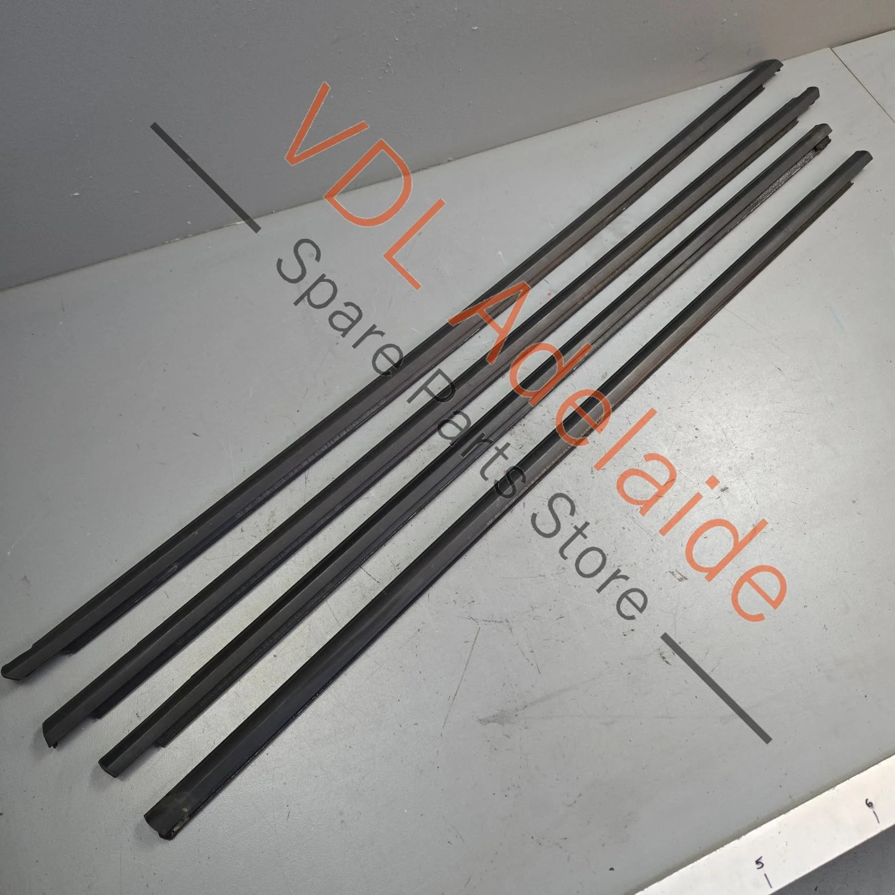 VW Golf MK7 Door Aperture Window Slot Seal Set Front & Rear Satin Black 5G4837477D 5G4837478D