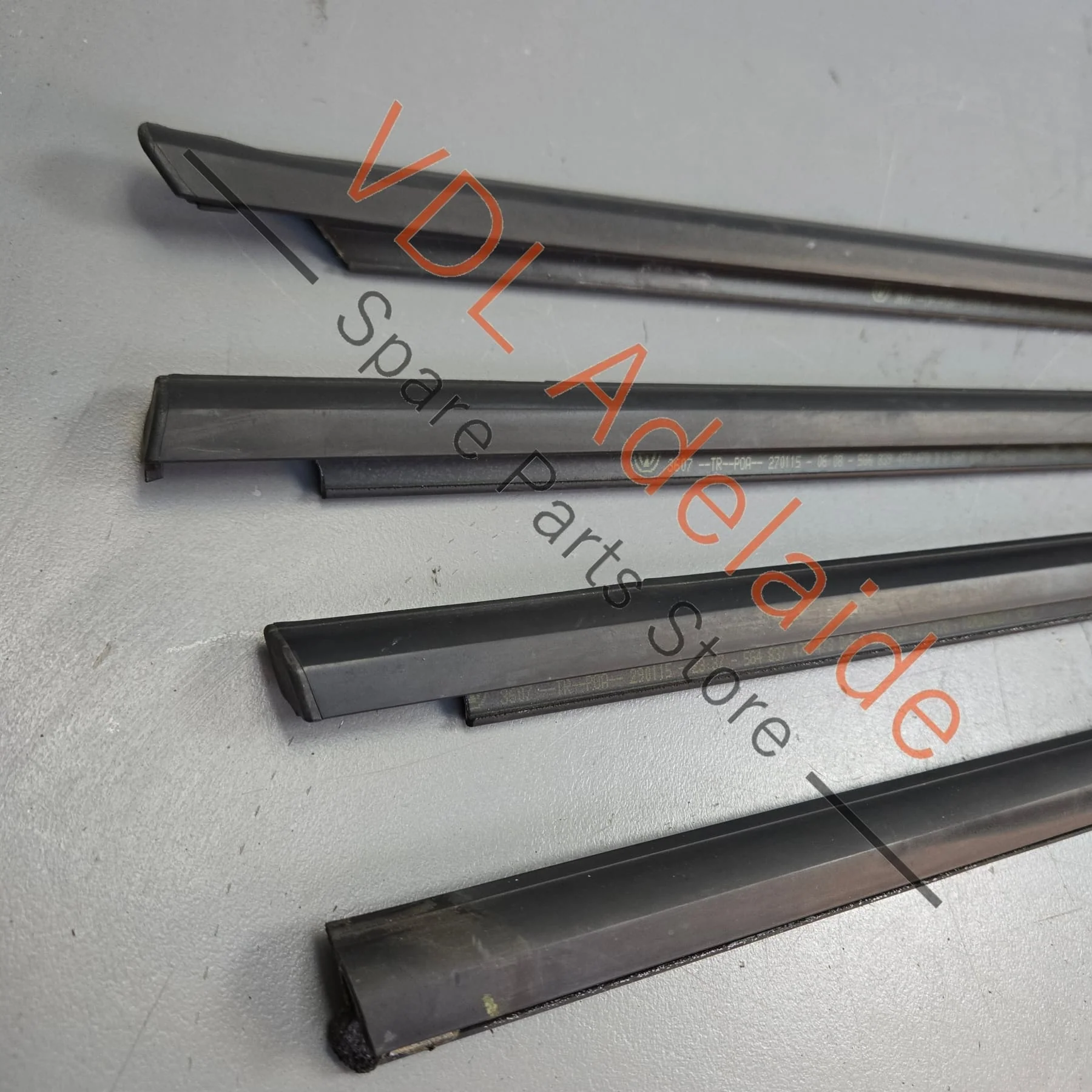 VW Golf MK7 Door Aperture Window Slot Seal Set Front & Rear Satin Black 5G4837477D 5G4837478D - Image 3