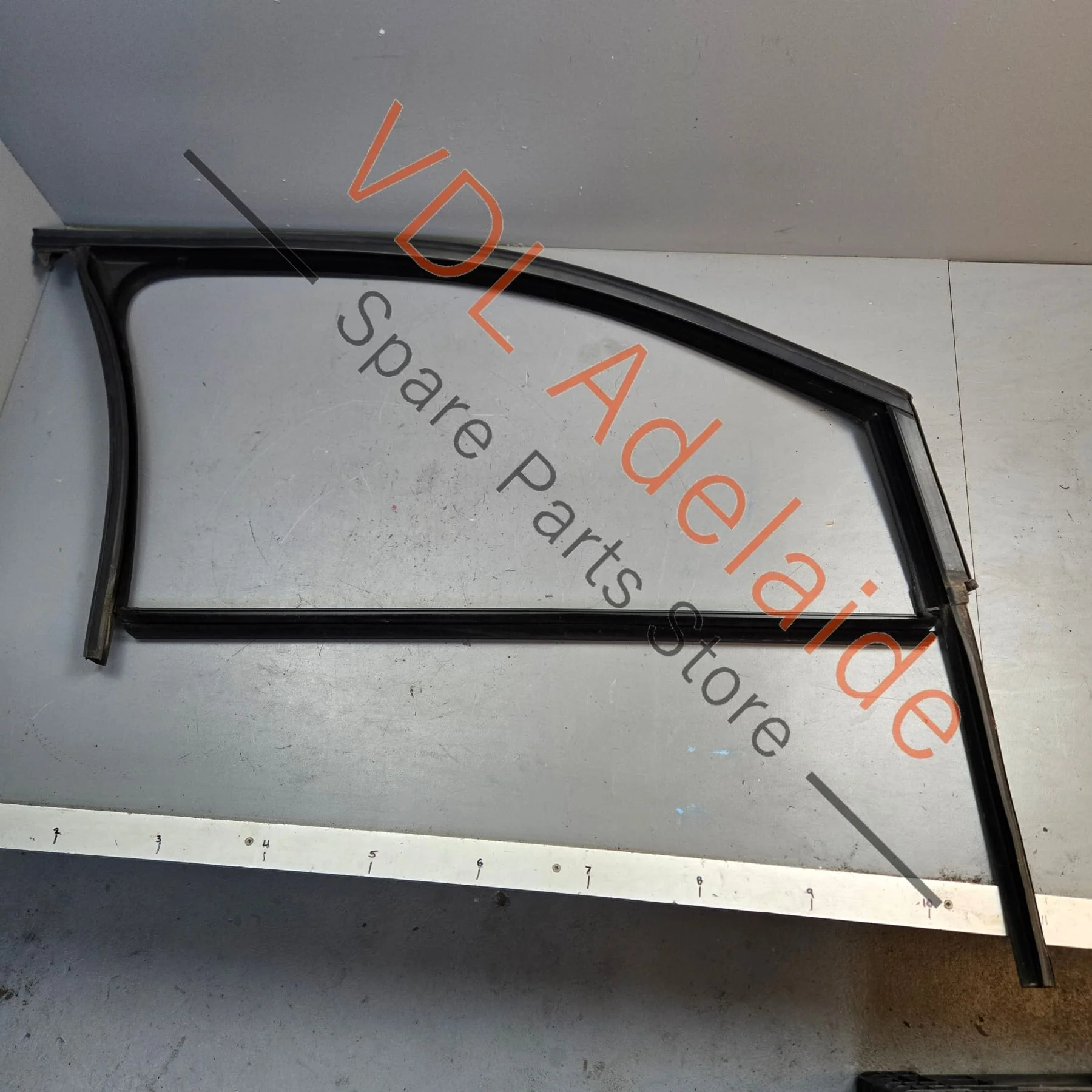 VW Golf MK7 Front Right Door Frame Window Rubber 5G4837432K 5AP