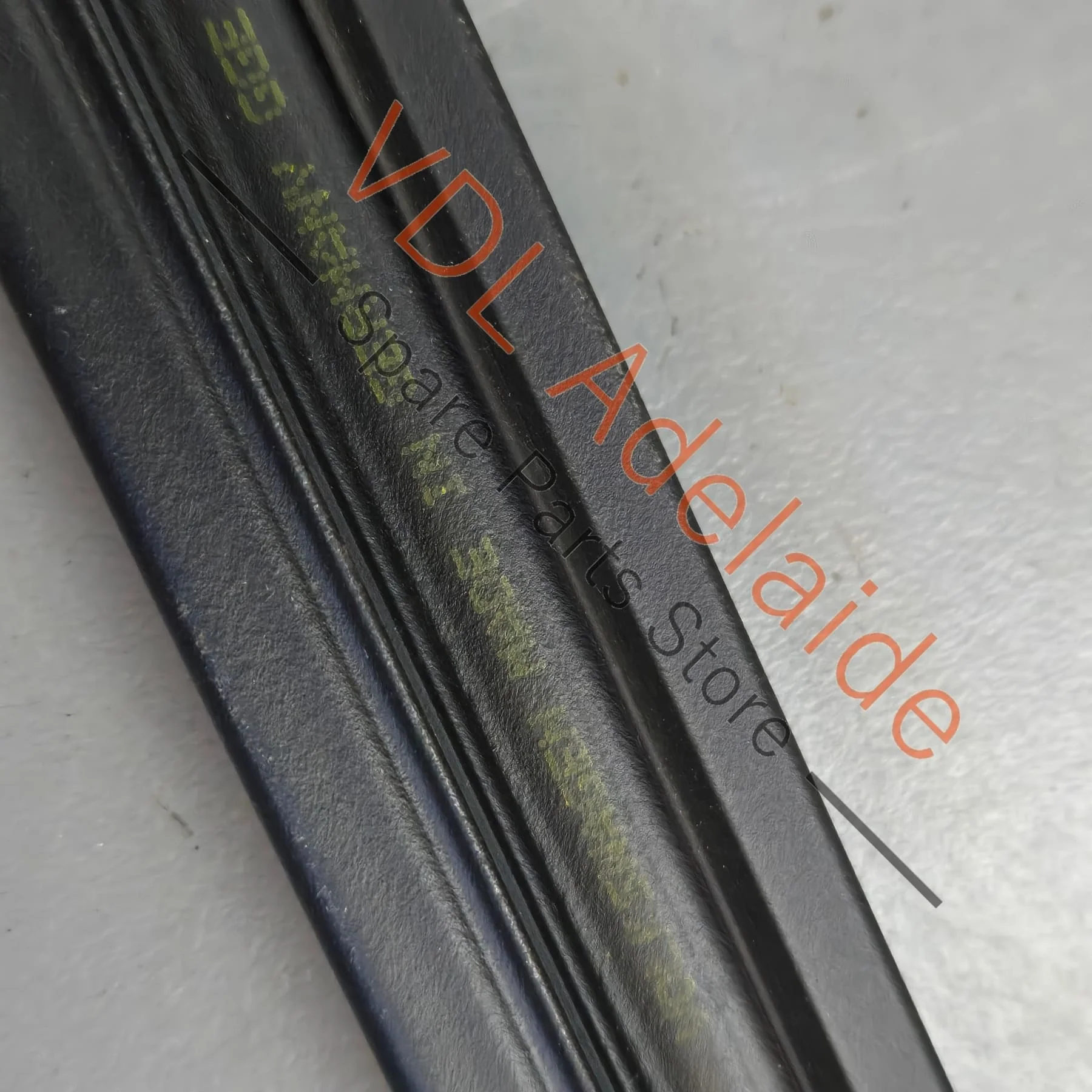 VW Golf MK7 Front Left Door Frame Window Rubber 5G4837431K 5AP - Image 6