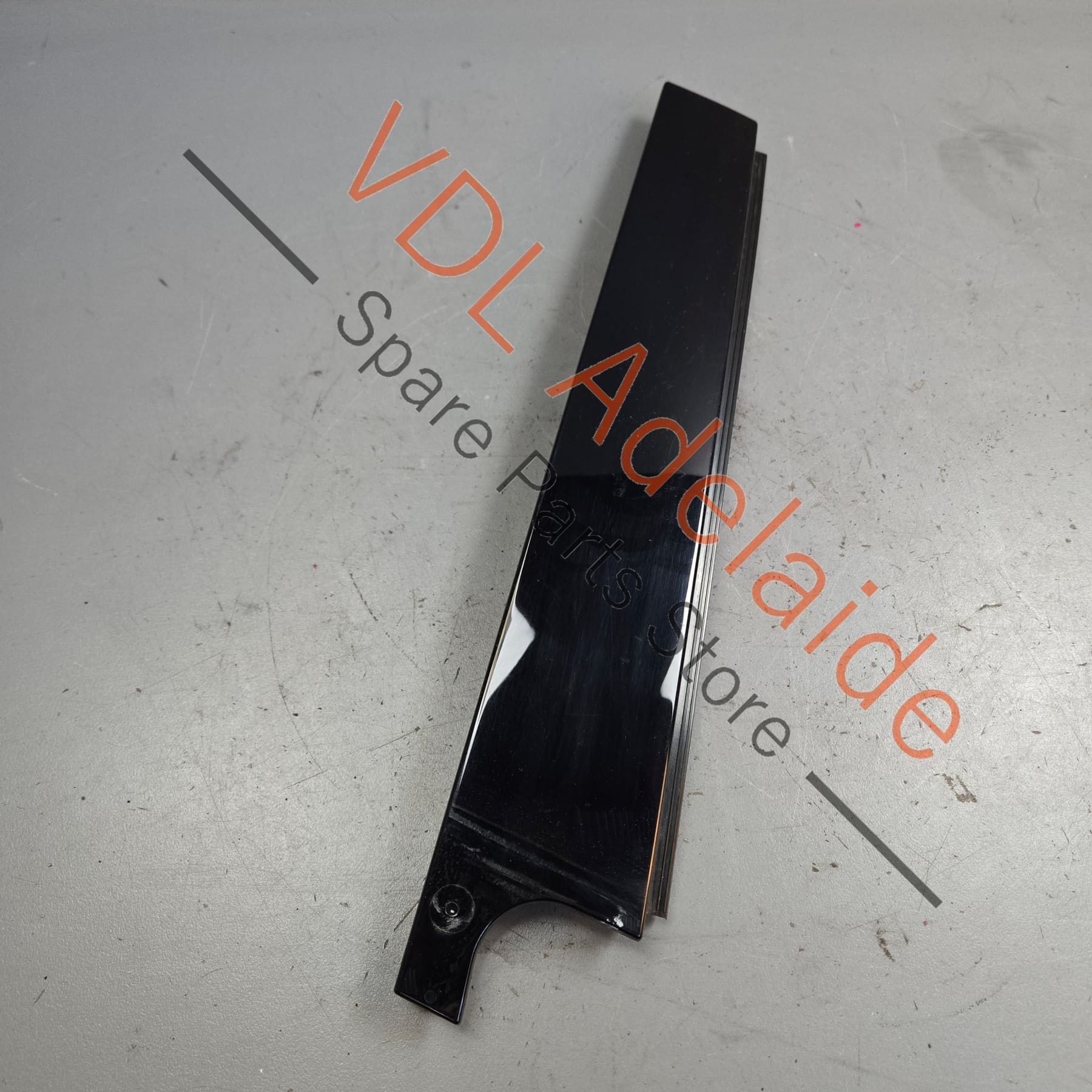 VW Golf Mk7 Gloss Black Rear Right B Pillar Exterior Trim for Door Window Frame 5G6839902B