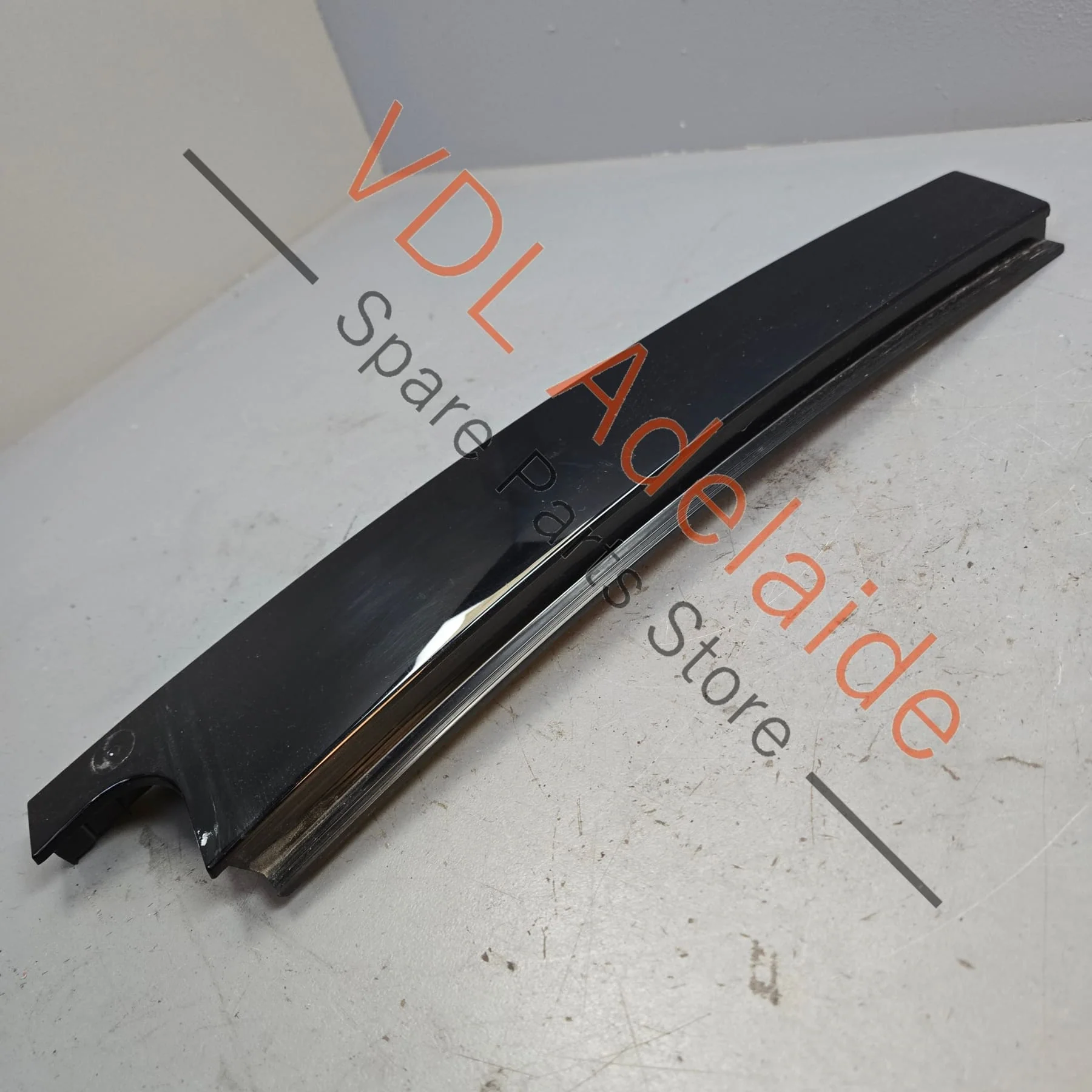 VW Golf Mk7 Gloss Black Rear Right B Pillar Exterior Trim for Door Window Frame 5G6839902B - Image 3