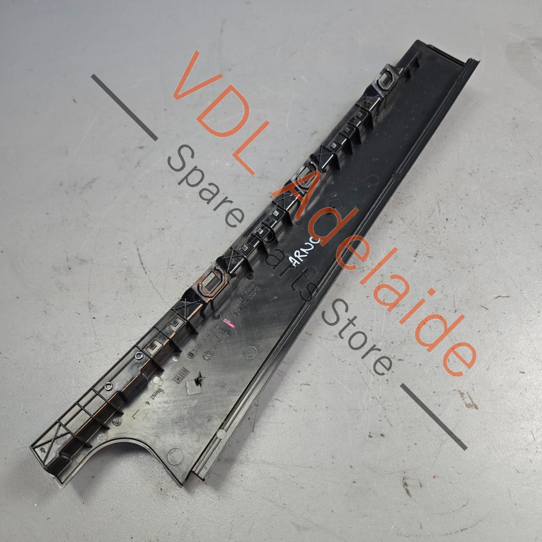 VW Golf Mk7 Gloss Black Rear Left B Pillar Exterior Trim for Door Window Frame 5G6839901B - Image 4