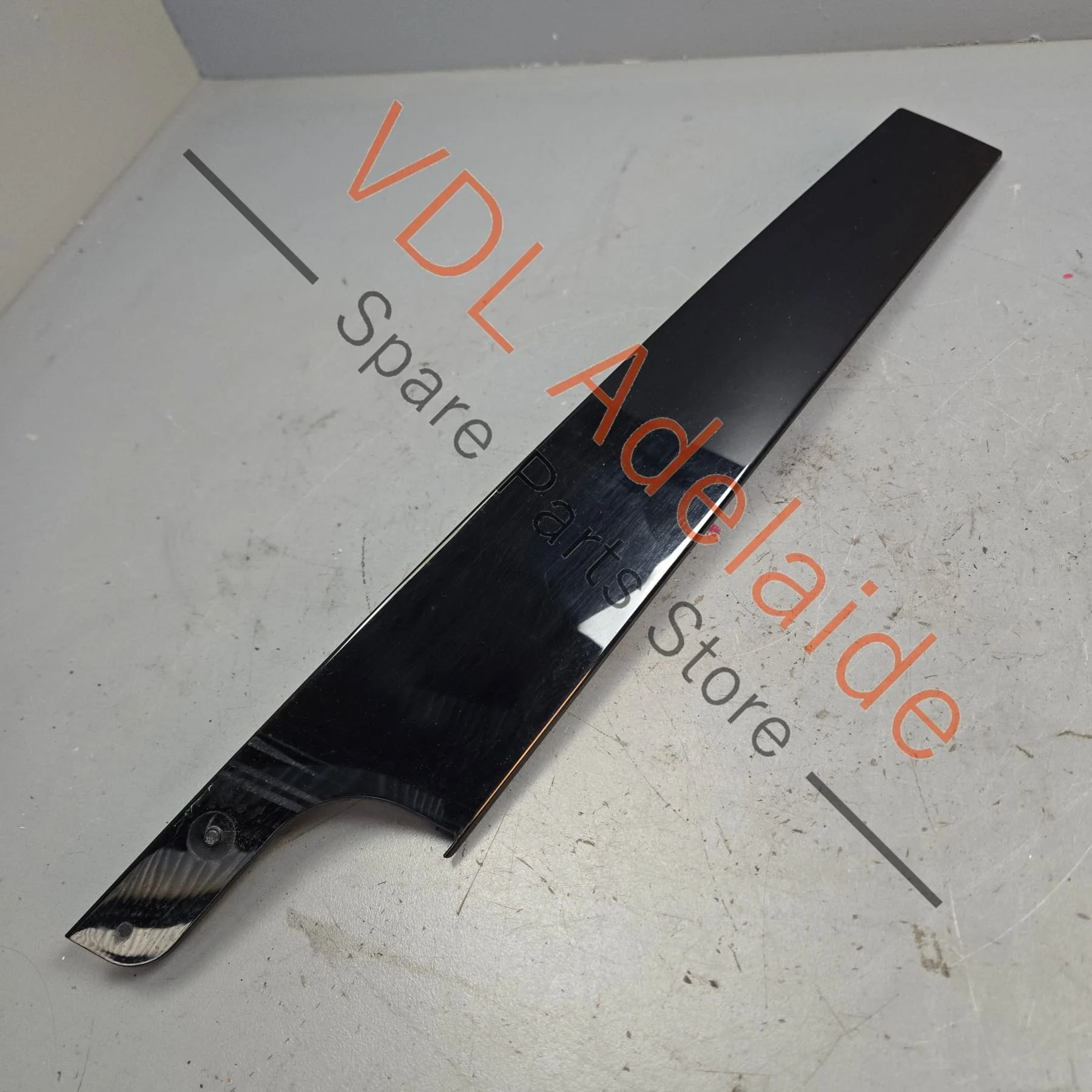VW Golf Mk7 Gloss Black Front Left B Pillar Exterior Trim for Door Window Frame 5G4837889B