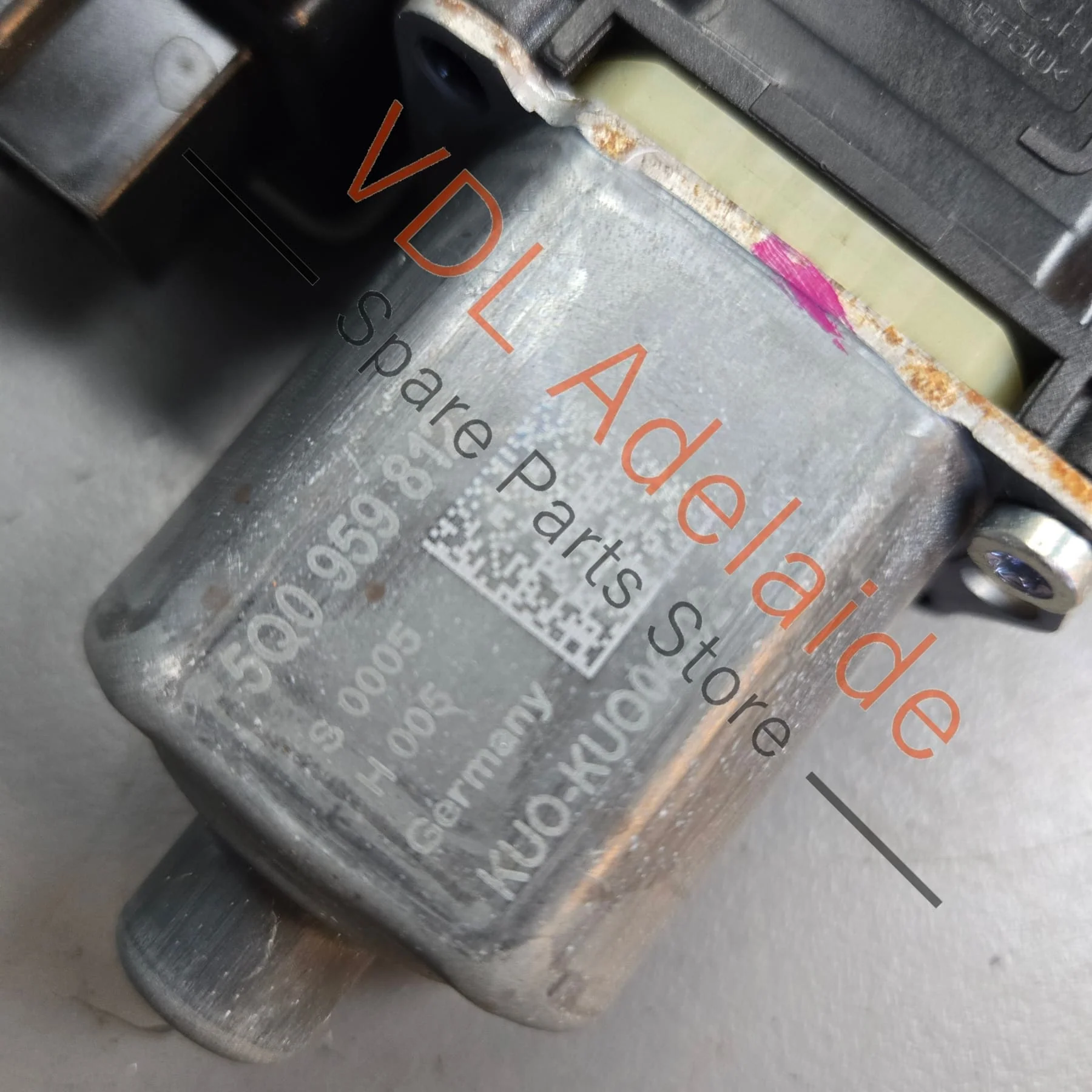 VW Golf MK7 Rear Right Window Regulator Motor 5Q0959812 5Q0959408 - Image 2