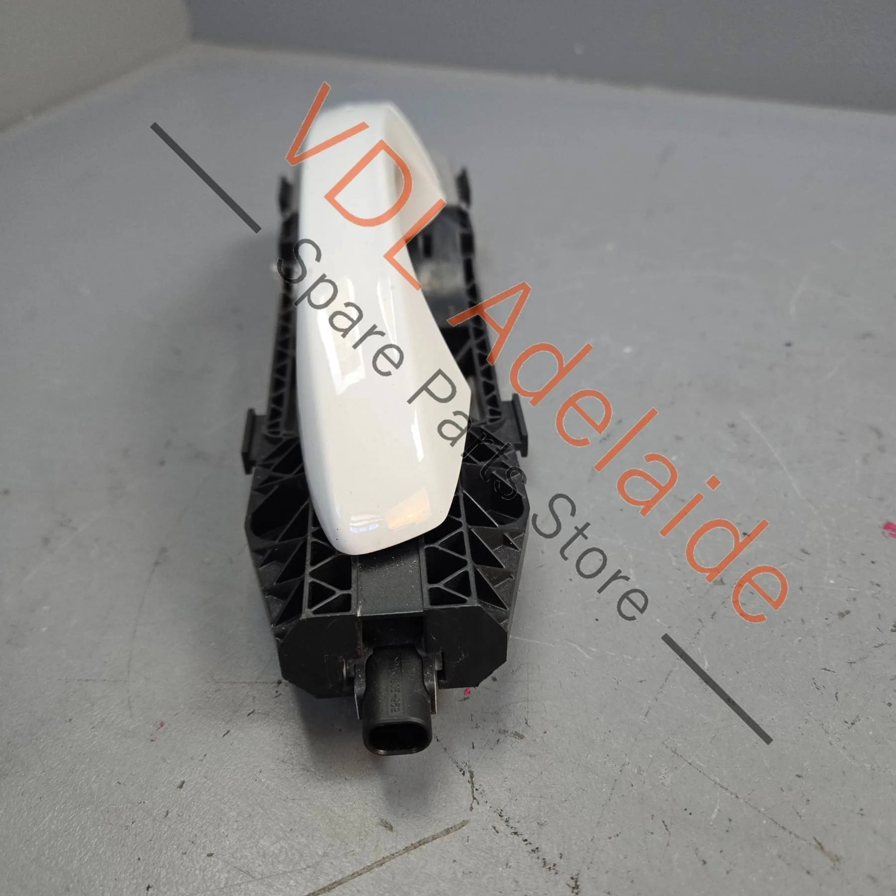 VW Golf MK7 Front Right Exterior Door Handle Keyless Entry Pure White 0Q C9A LC9A 5G0837206R GRU - Image 3