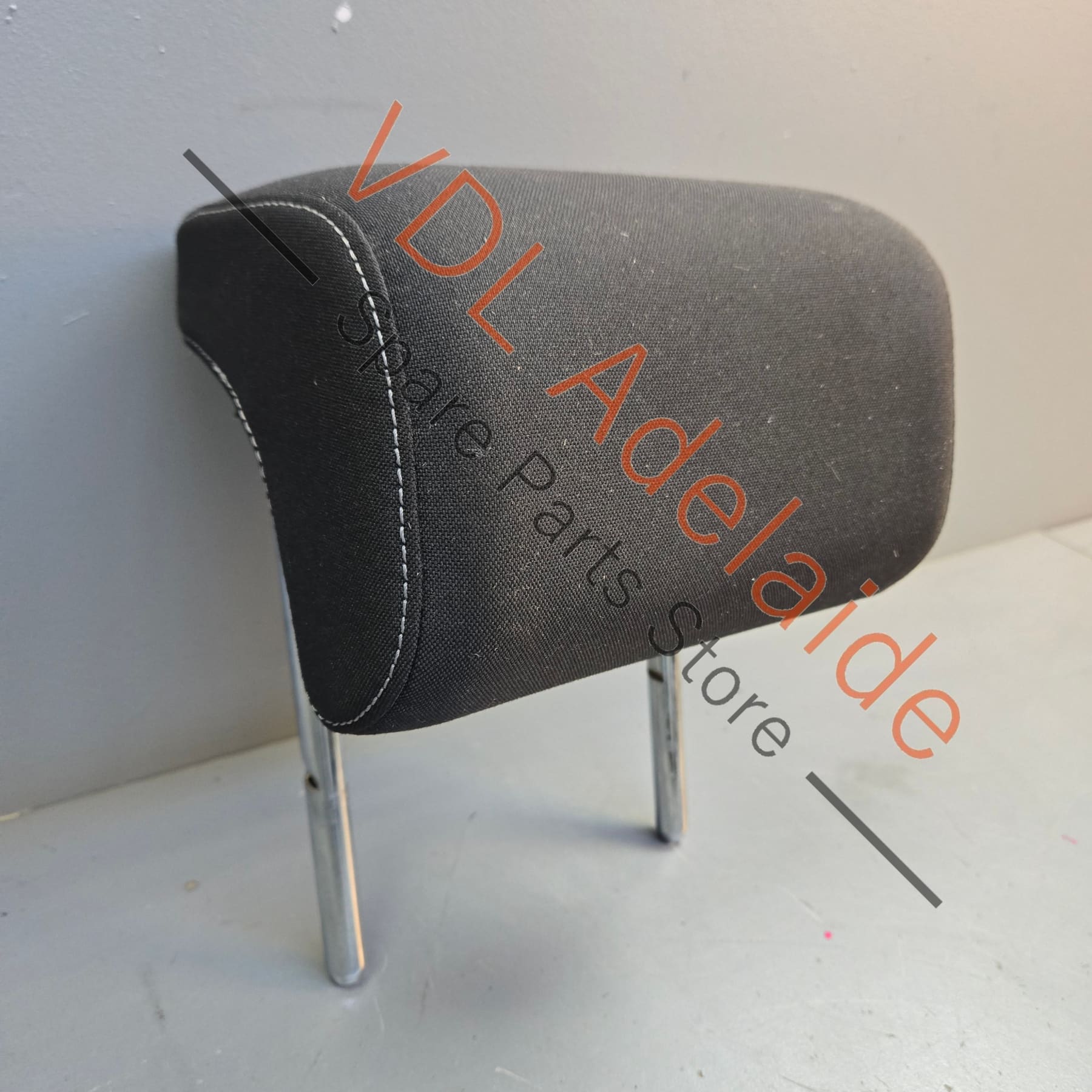 VW Golf MK7 R Cloth Rear Outer Left or Right Side Seat Headrest Head Rest 5G0885901AF CMR - Image 3