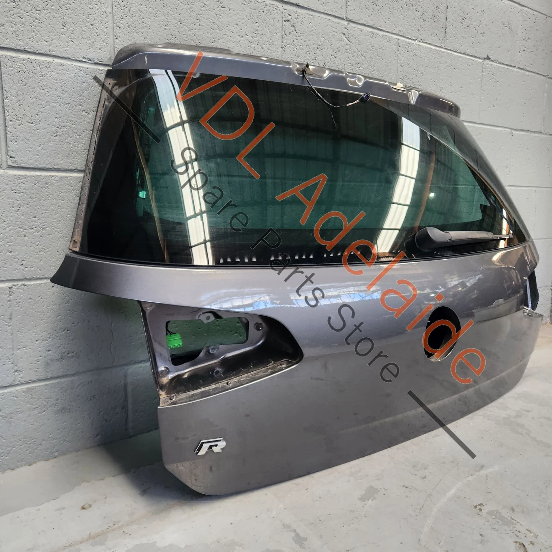 VW Golf MK7.5 Bootlid Boot Trunk Rear Hatch Lid Door Panel Shell w Tinted Glass Indium Grey LR7H X3X3 5G6827025AB 5G6845051R - Image 6