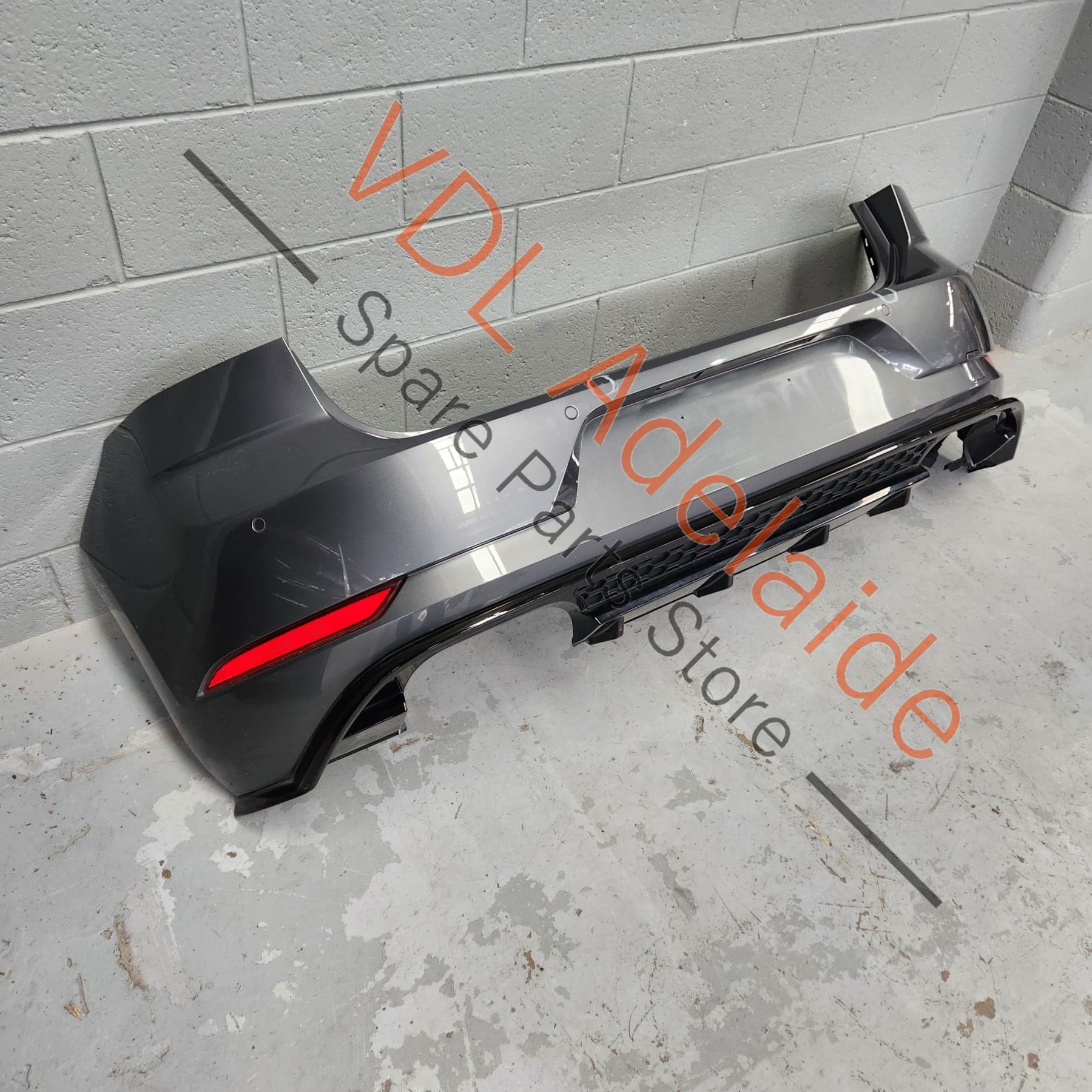 VW Golf R MK7.5 Rear Bumper Cover & Diffuser - Image 4