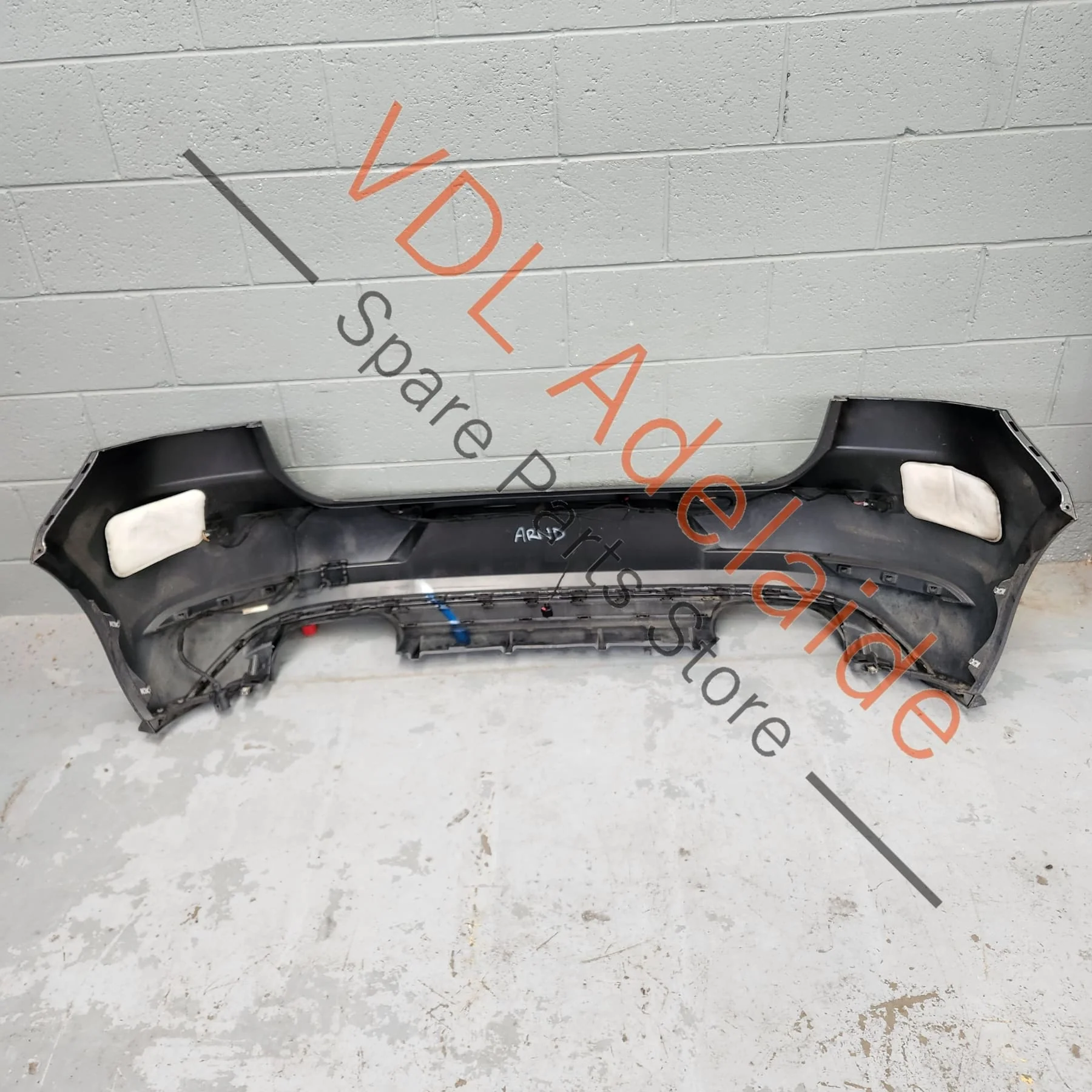 VW Golf R MK7.5 Rear Bumper Cover & Diffuser - Image 7