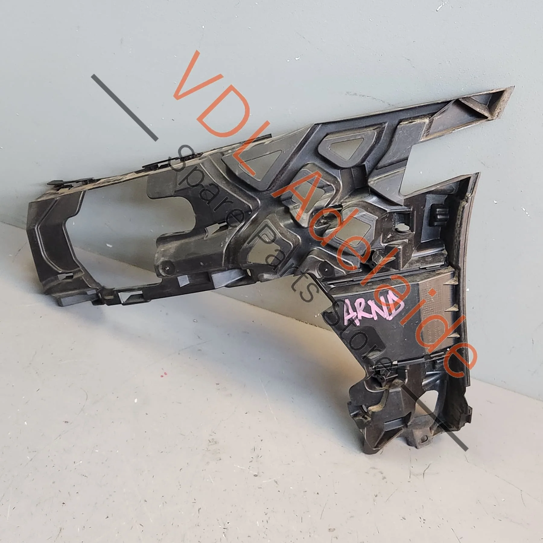 VW Golf MK7.5 R Front Bumper Support Bracket Guide Left 5G0807723L