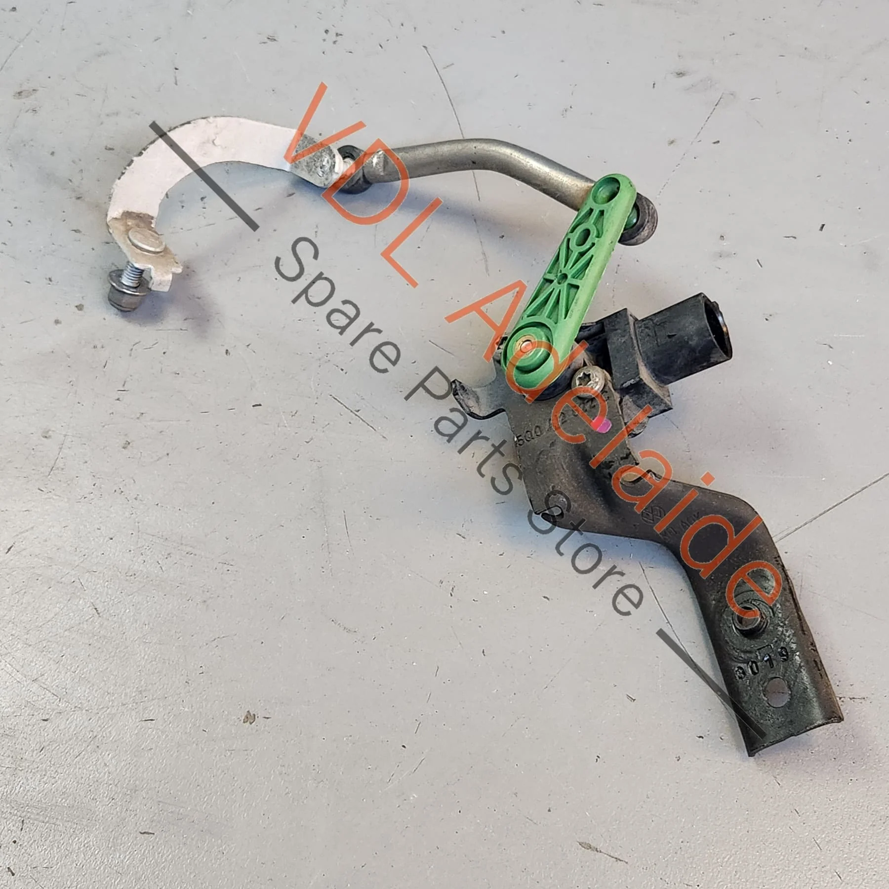 VW Golf MK7 7.5 Front Right Suspension Level Sensor With Poles 5Q0412522C