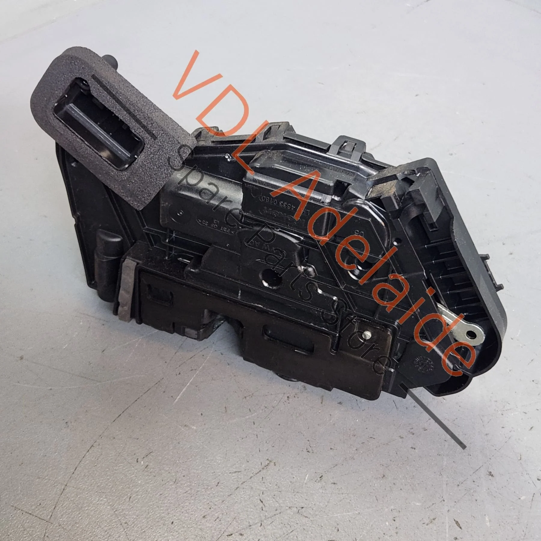 VW Front Left Door Lock Mechanism 5TC837015B - Image 4
