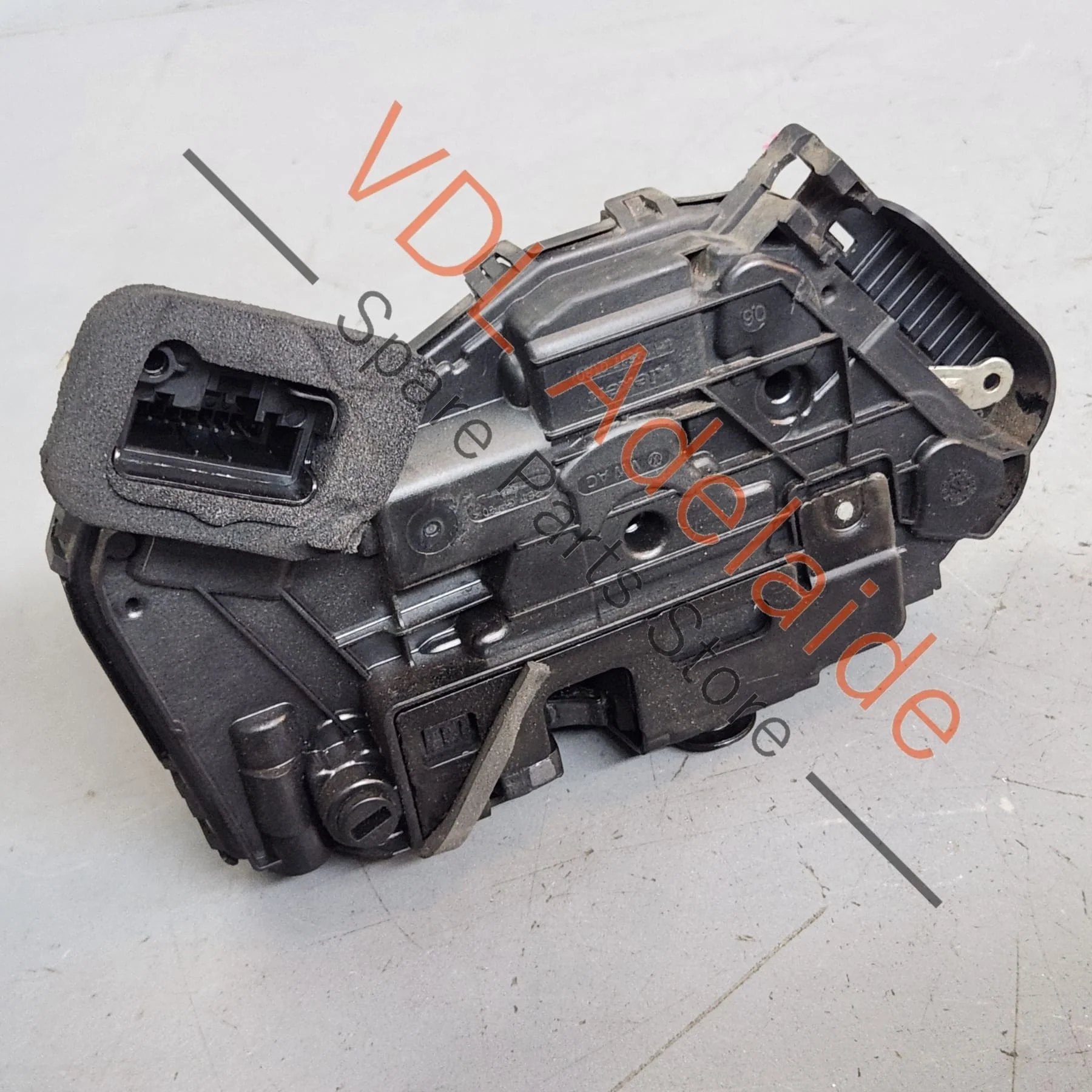 VW Rear Left Door Lock Mechanism 5TC839015K - Image 2