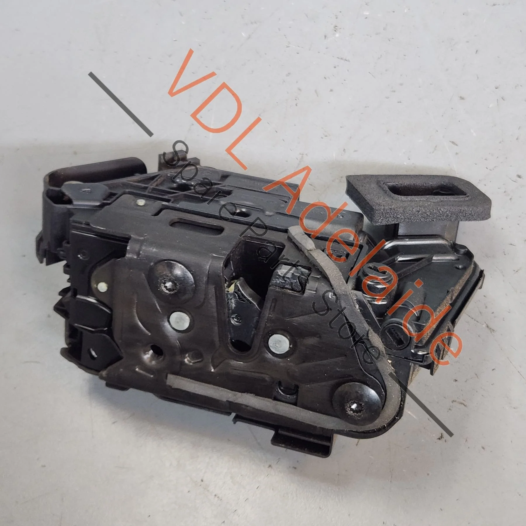 VW Rear Right Door Lock Mechanism 5TC839016K - Image 3