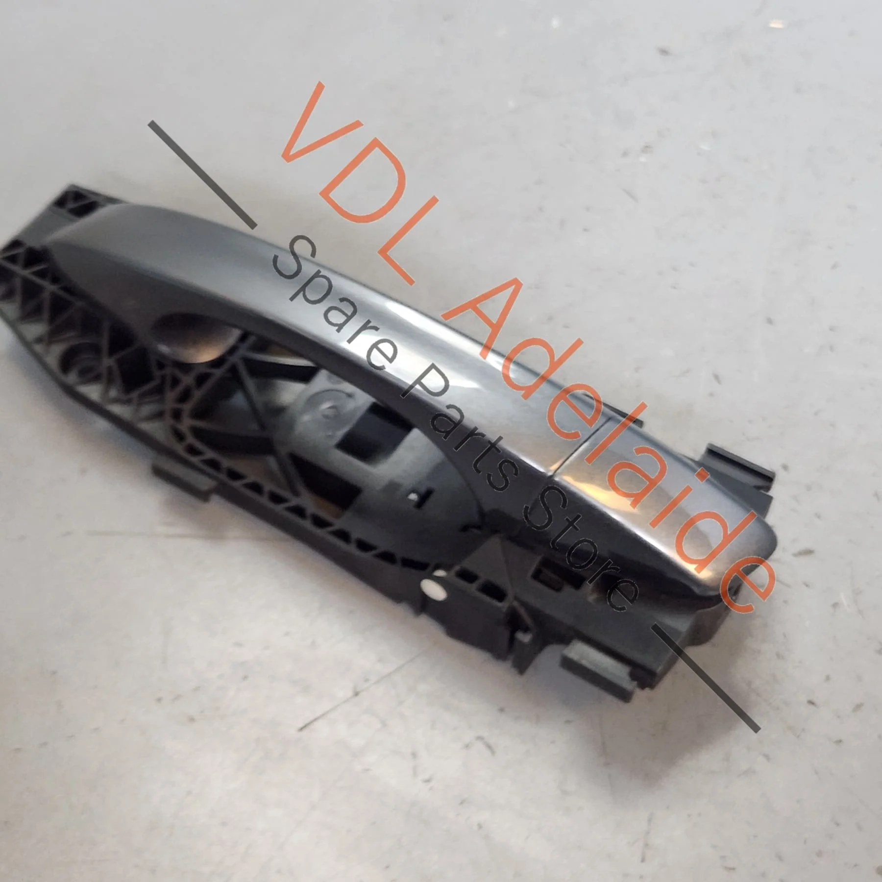 VW Golf MK7 Rear Left Exterior Door Handle Indium Grey LR7H X3X3 5G0837205N GRU - Image 2