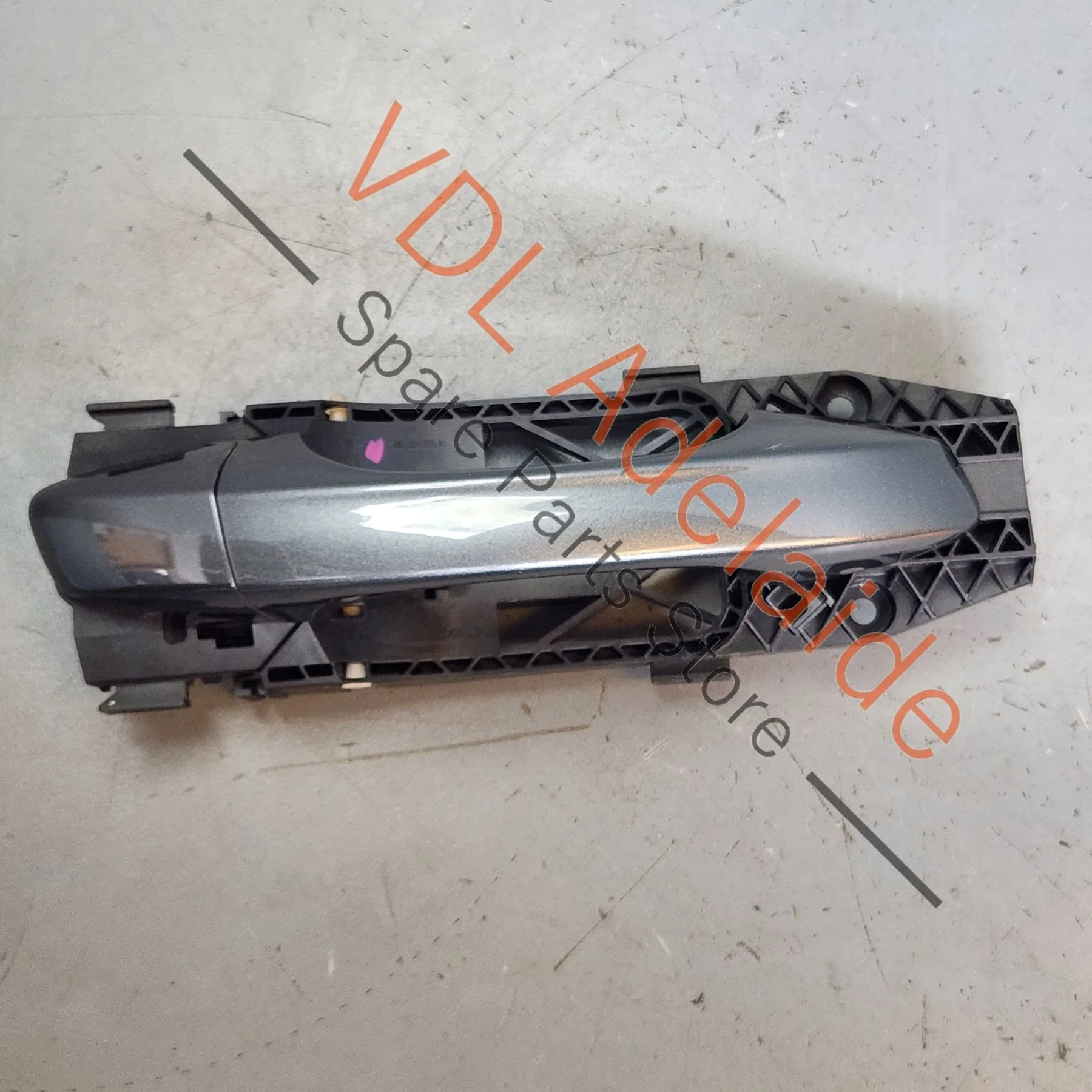 VW Golf MK7 Rear Right Exterior Door Handle Indium Grey LR7H X3X3 5G0837206N GRU