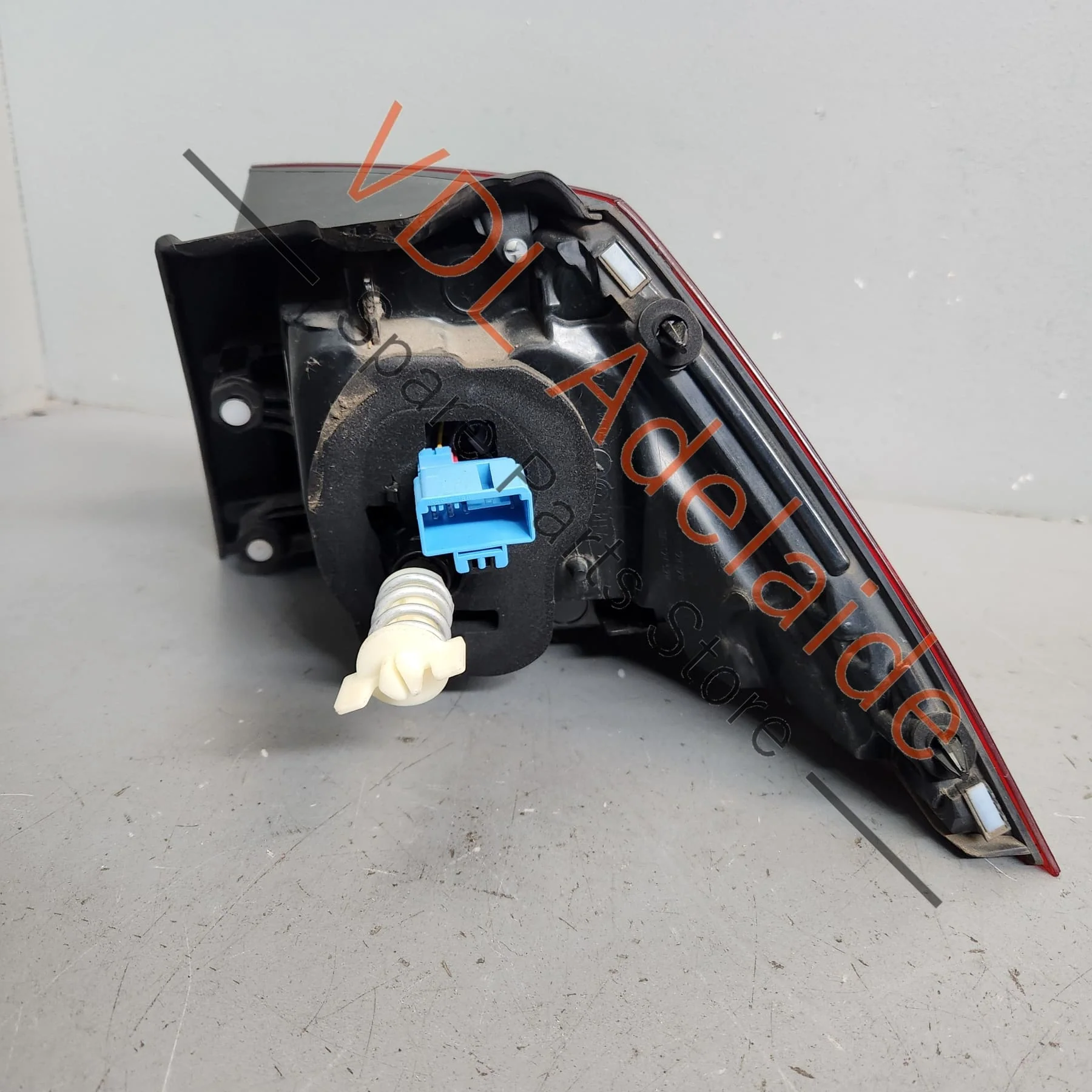 VW Golf MK7.5 R Left Outer LED Tail Light Taillight 5G0945207G - Image 4