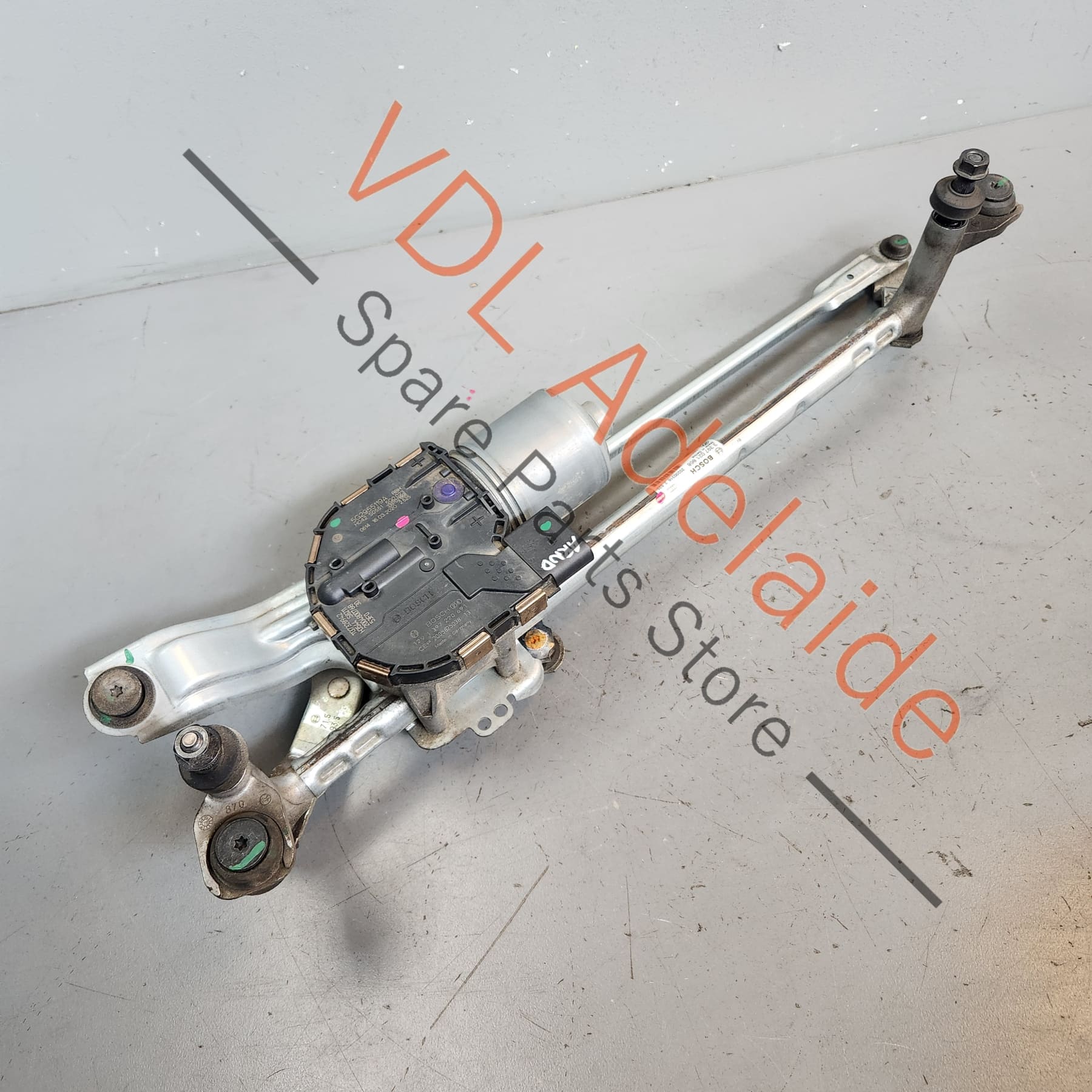 VW Golf MK7 Front Windscreen Windshield Wiper Motor Assembly 5G2955023C
