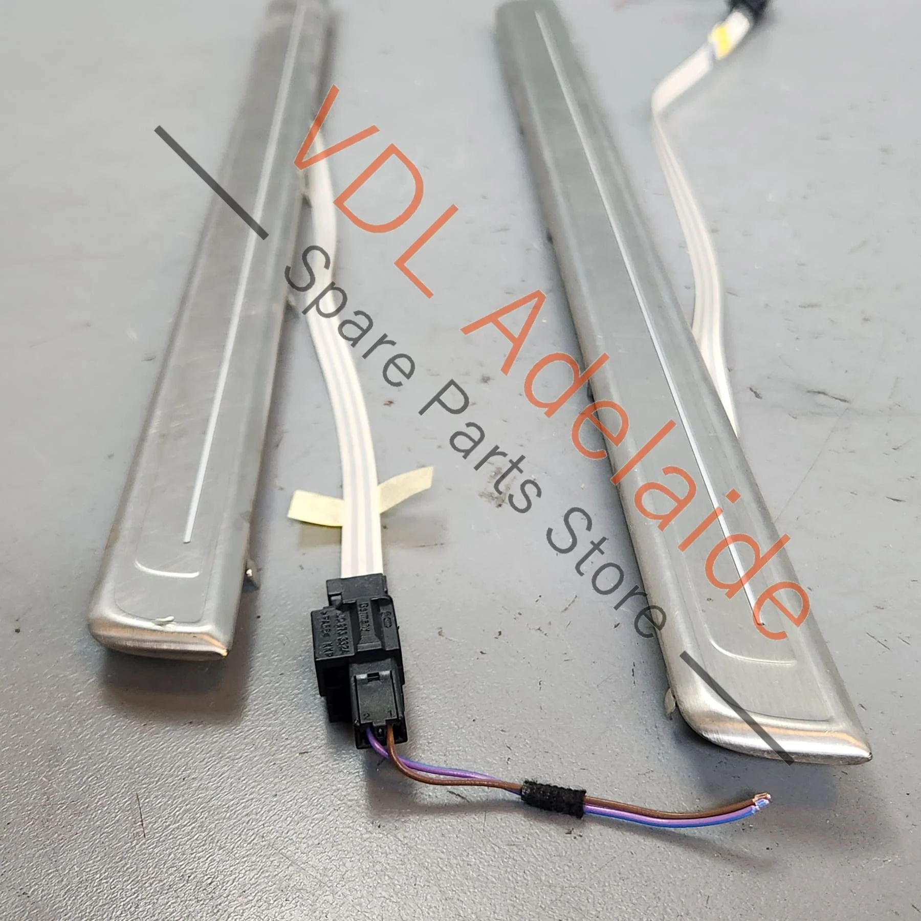 VW Golf R MK7 7.5 Pair of Illuminated Blue LED Sill Trim Entry Light Strip 5G4853369K DAT Suit 4dr Models - Image 2