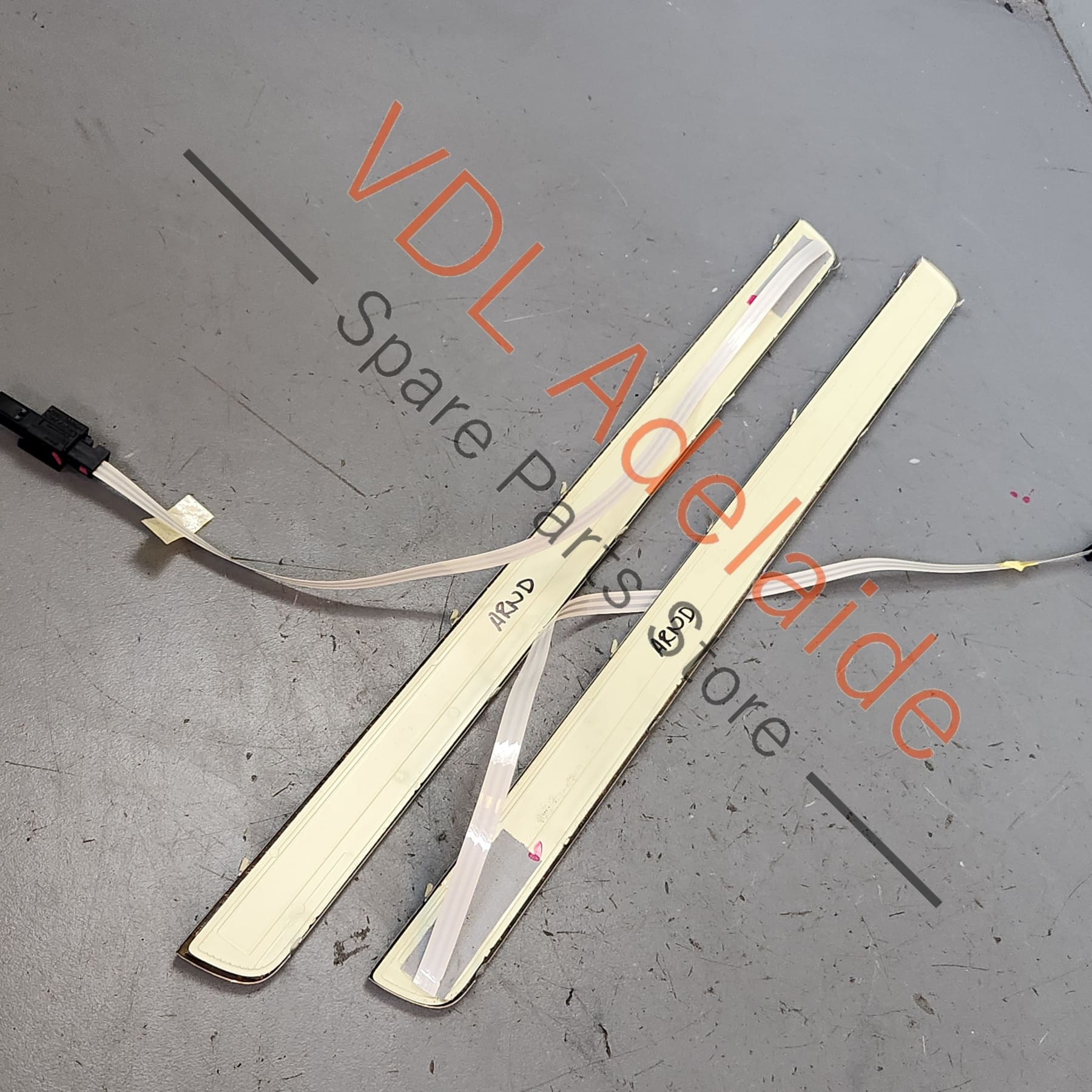 VW Golf R MK7 7.5 Pair of Illuminated Blue LED Sill Trim Entry Light Strip 5G4853369K DAT Suit 4dr Models - Image 3