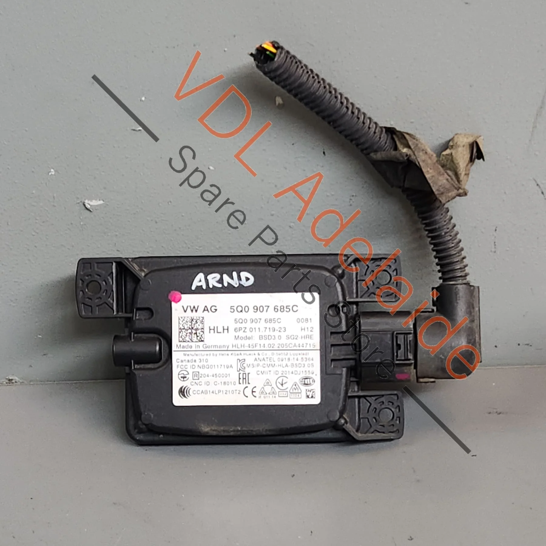 VW Audi Blind Spot Radar Rear Left Slave 5Q0907685C