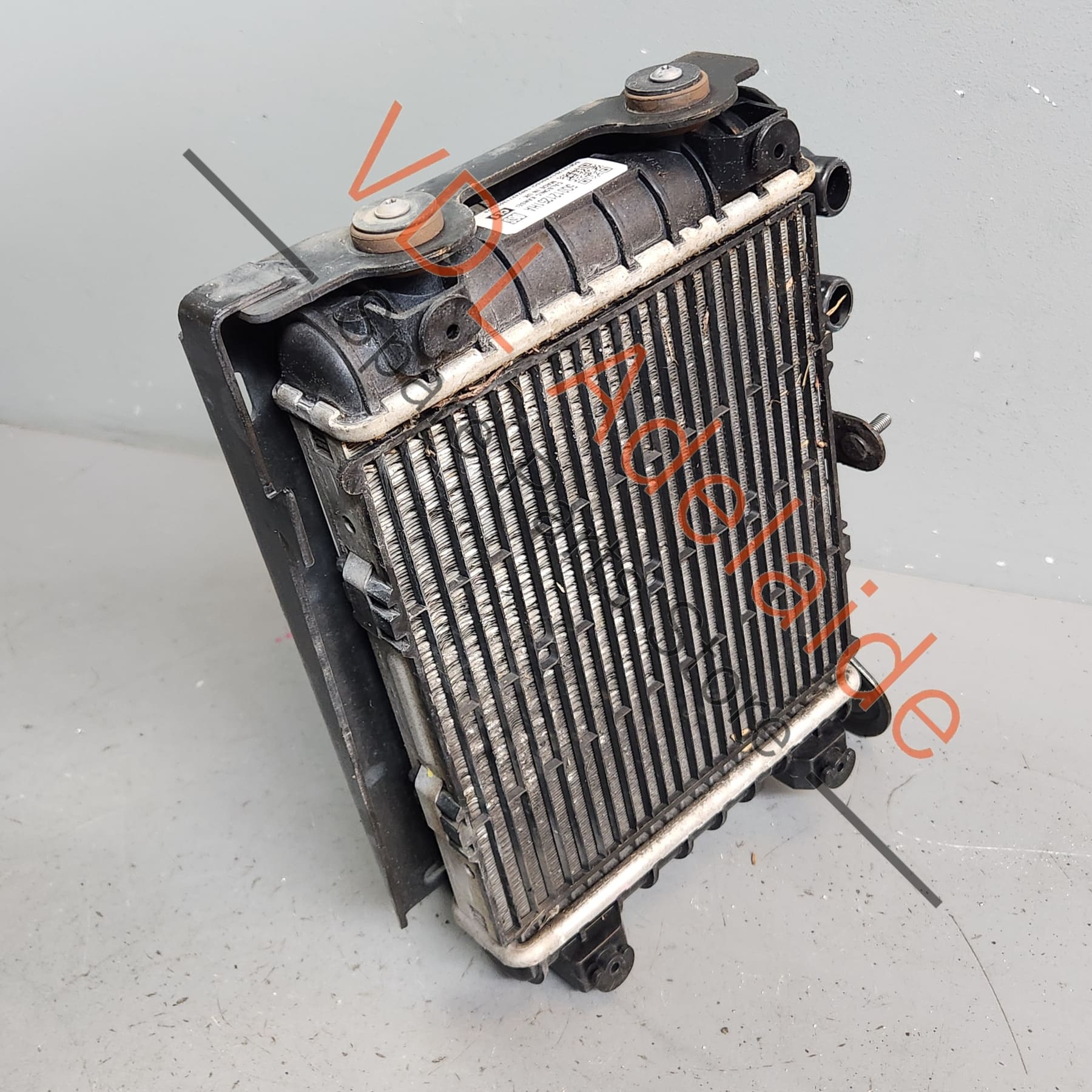 VW Golf R MK7 7.5 Front Left Small Additional Radiator Cooler Assembly 5Q0121251HA 5Q0121093BF - Image 8