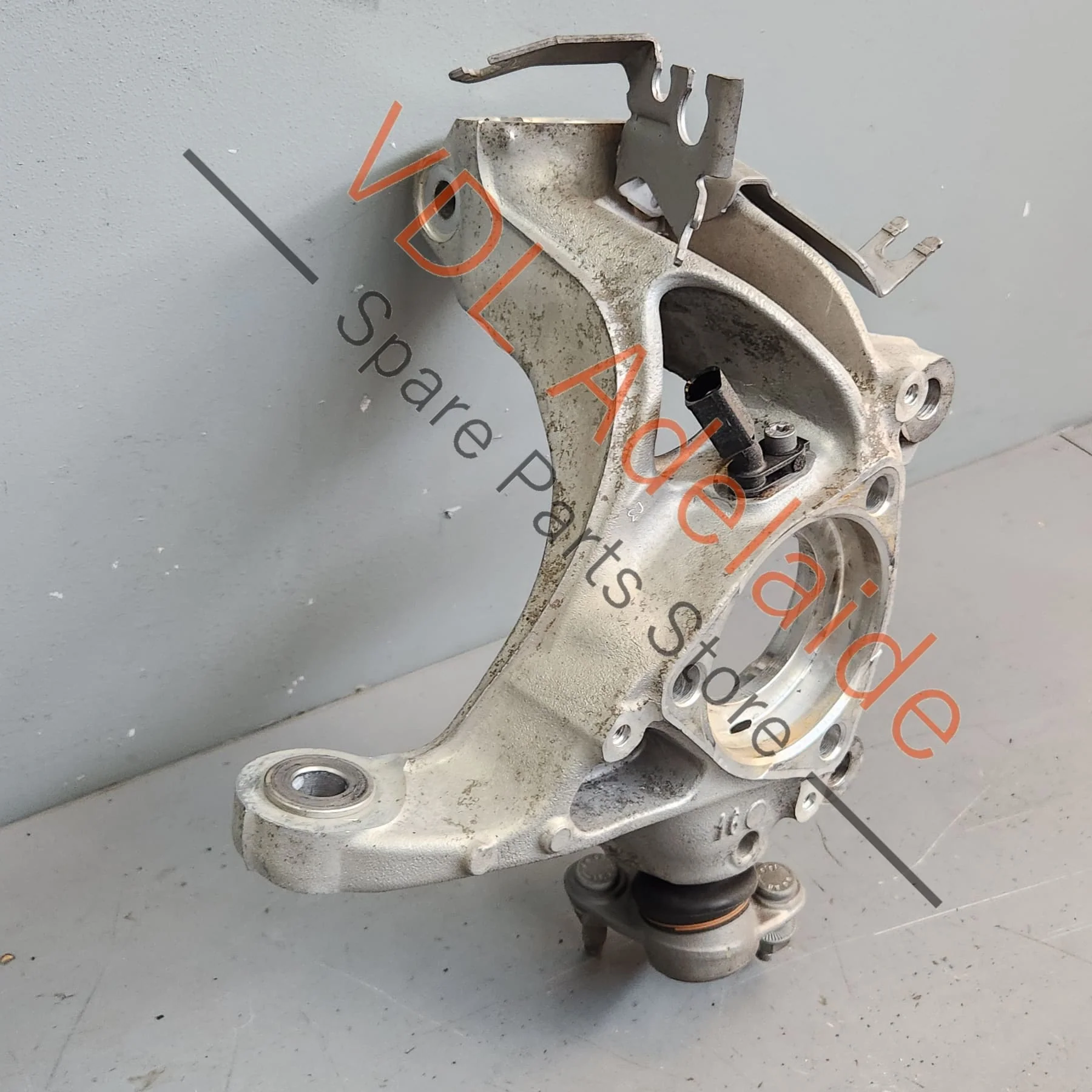VW Golf R Front Right Wheel Bearing Housing Hub Knuckle 85mm 5Q04072545A - Image 4