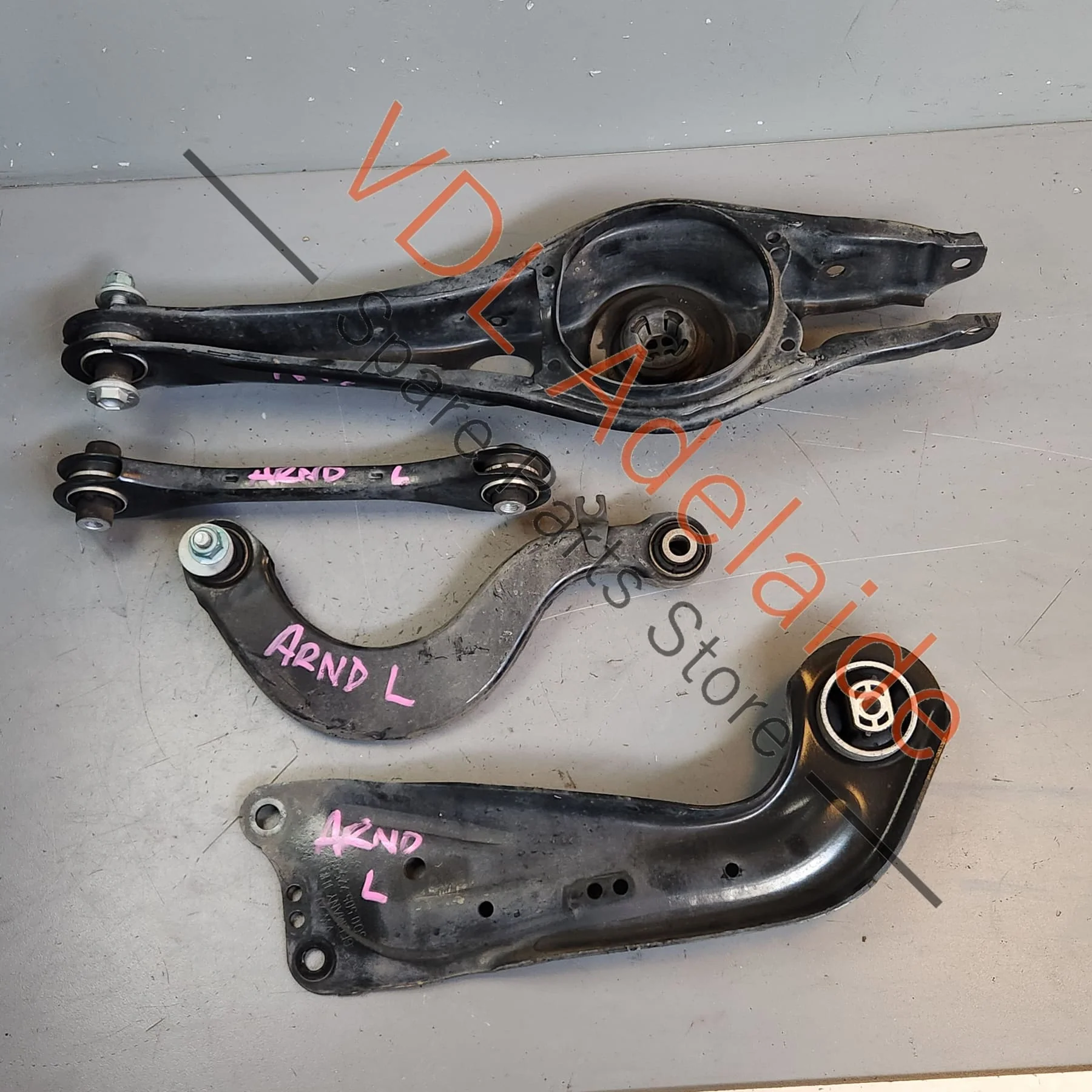 VW Golf R MK7 7.5 Rear Suspension Control Arms Wishbone Left Set